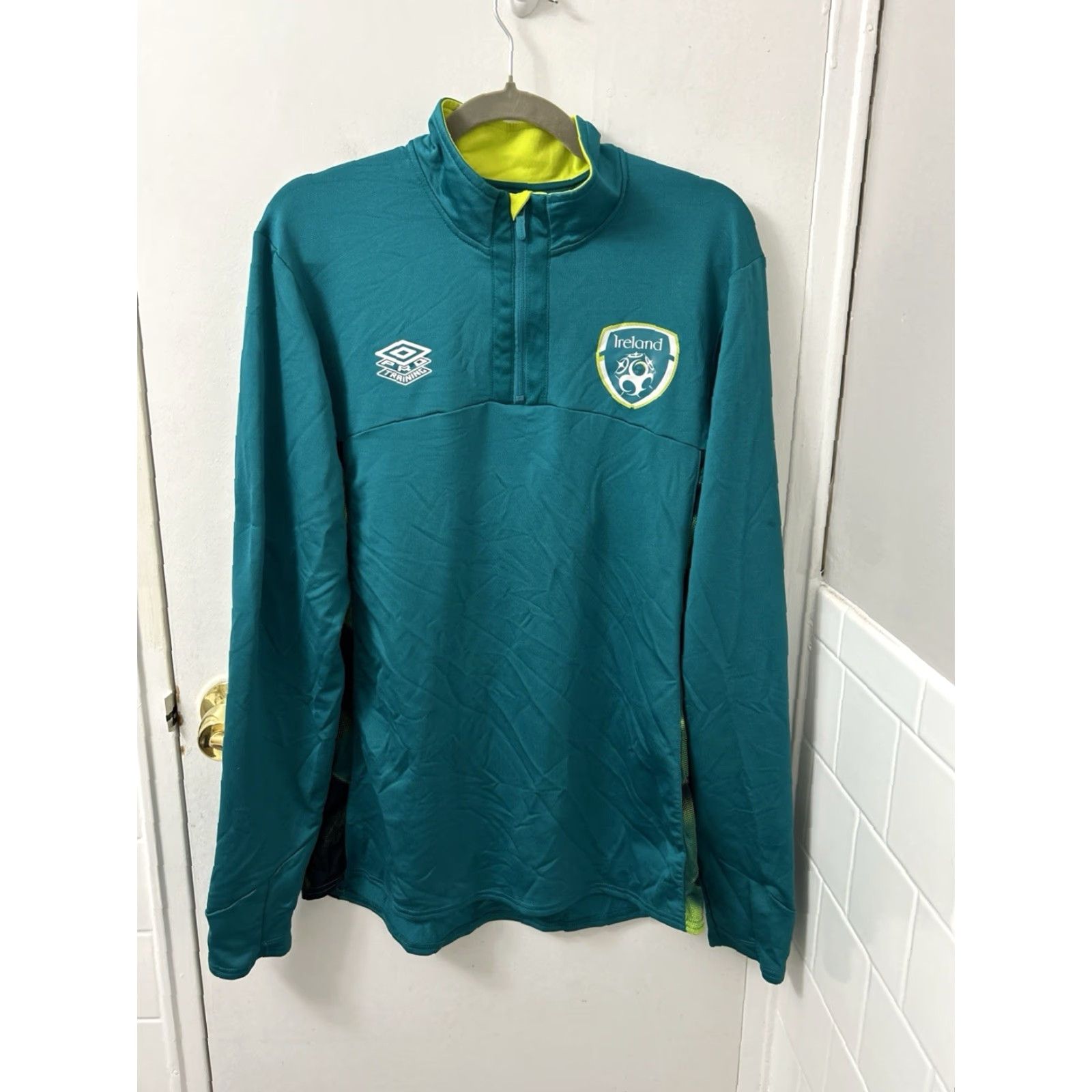 Umbro Umbro Ireland Pro Training Quarter-Zip Mens L Teal Neon FAI National Team Pullover Jacket Size US L / EU 52-54 / 3 - 2 Thumbnail