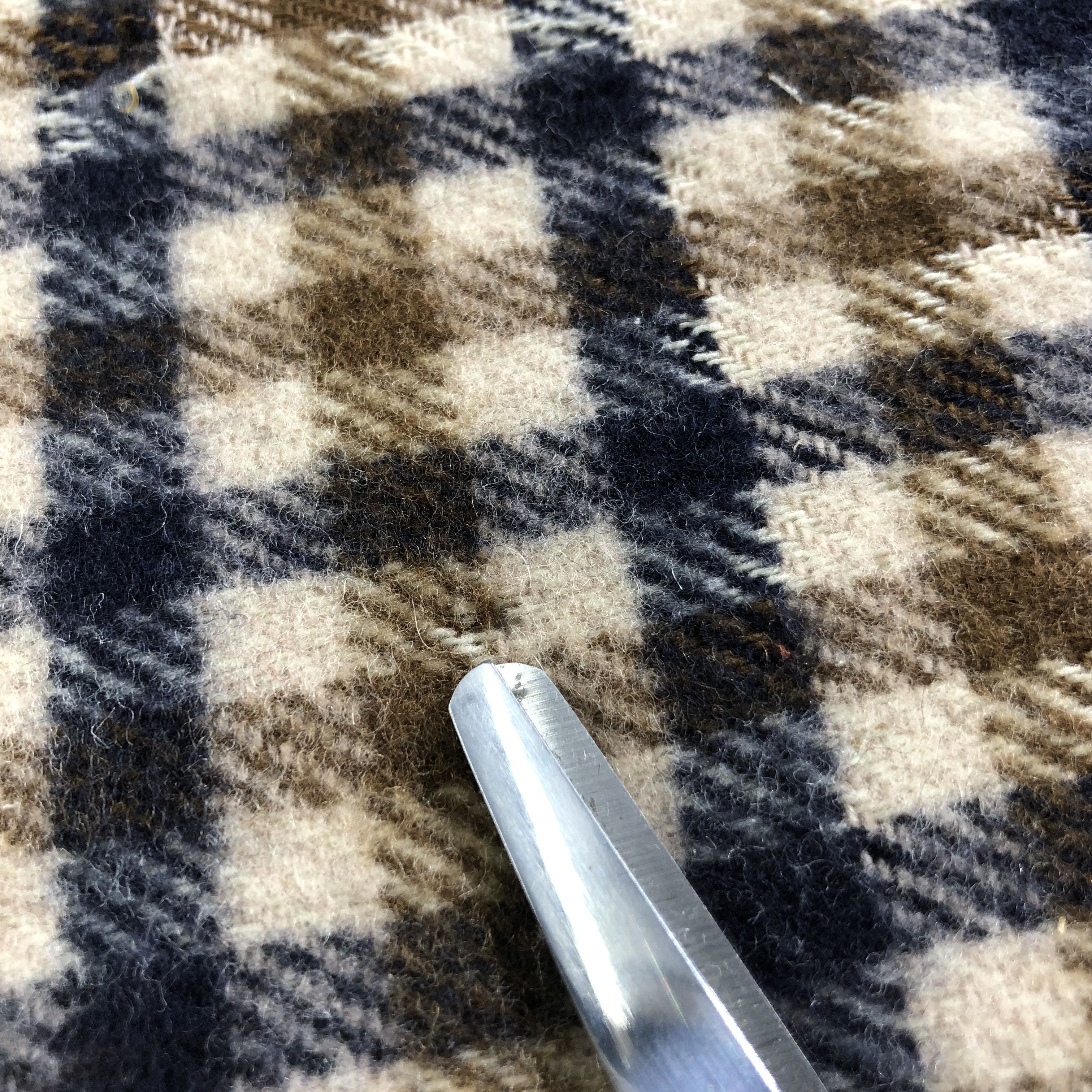Aquascutum Aquascutum Gingham Wool Scarf Muffler Neckwear V2246 Size ONE SIZE - 11 Thumbnail