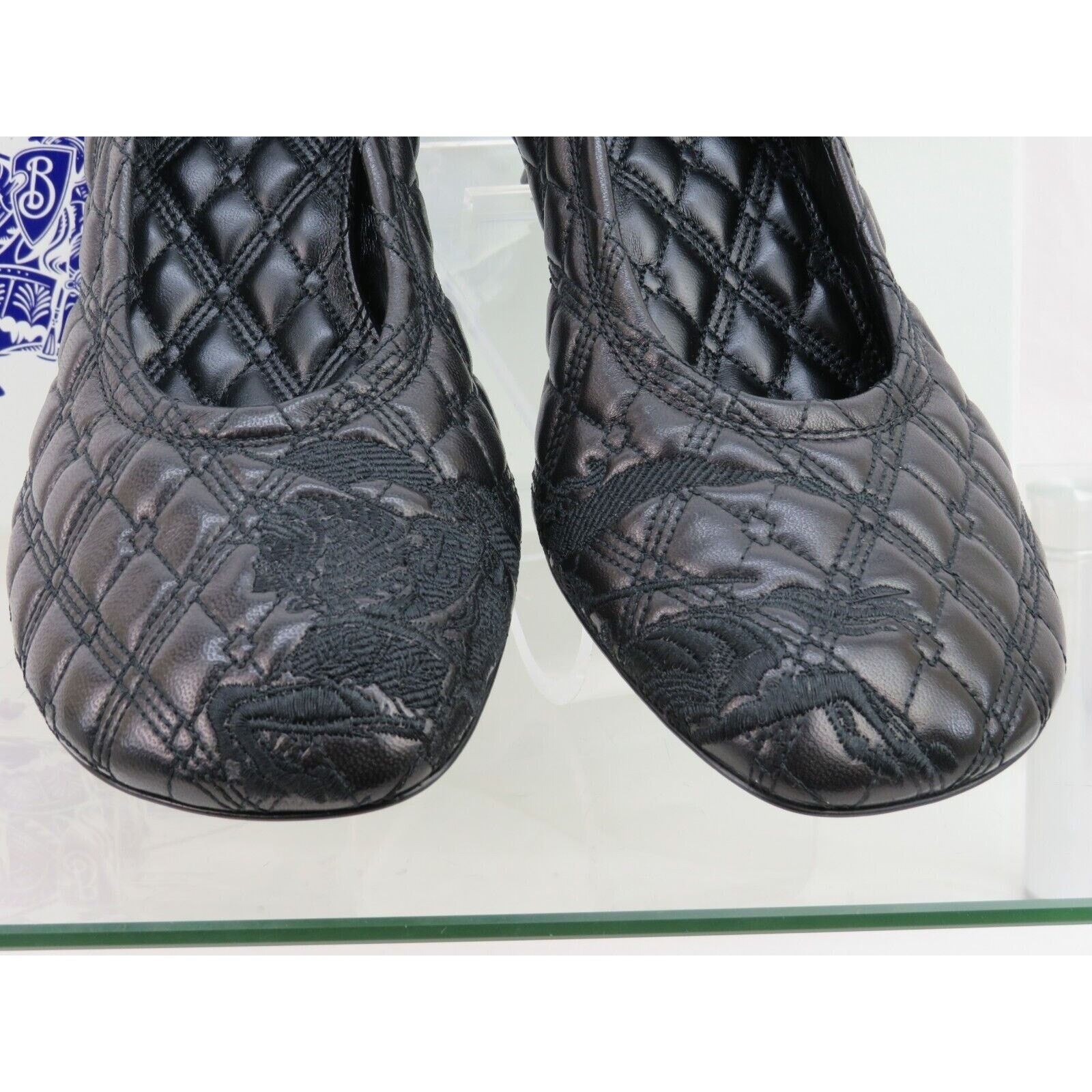 Burberry BURBERRY BABY BLACK QUILTED LEATHER LOGO KITTEN PUMPS 37 7 Size US 7 / IT 37 - 8 Thumbnail