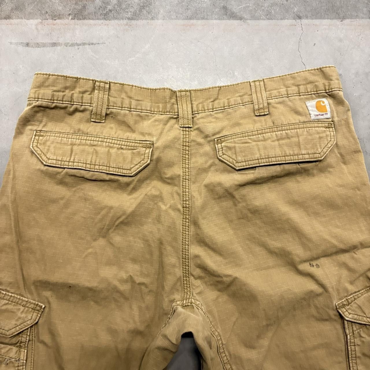 Carhartt Crazy Vintage Y2K/2000s Carhartt Tan Khaki Relaxed Fit Workwear Cargo Pants! Size US 36 / EU 52 - 5 Thumbnail