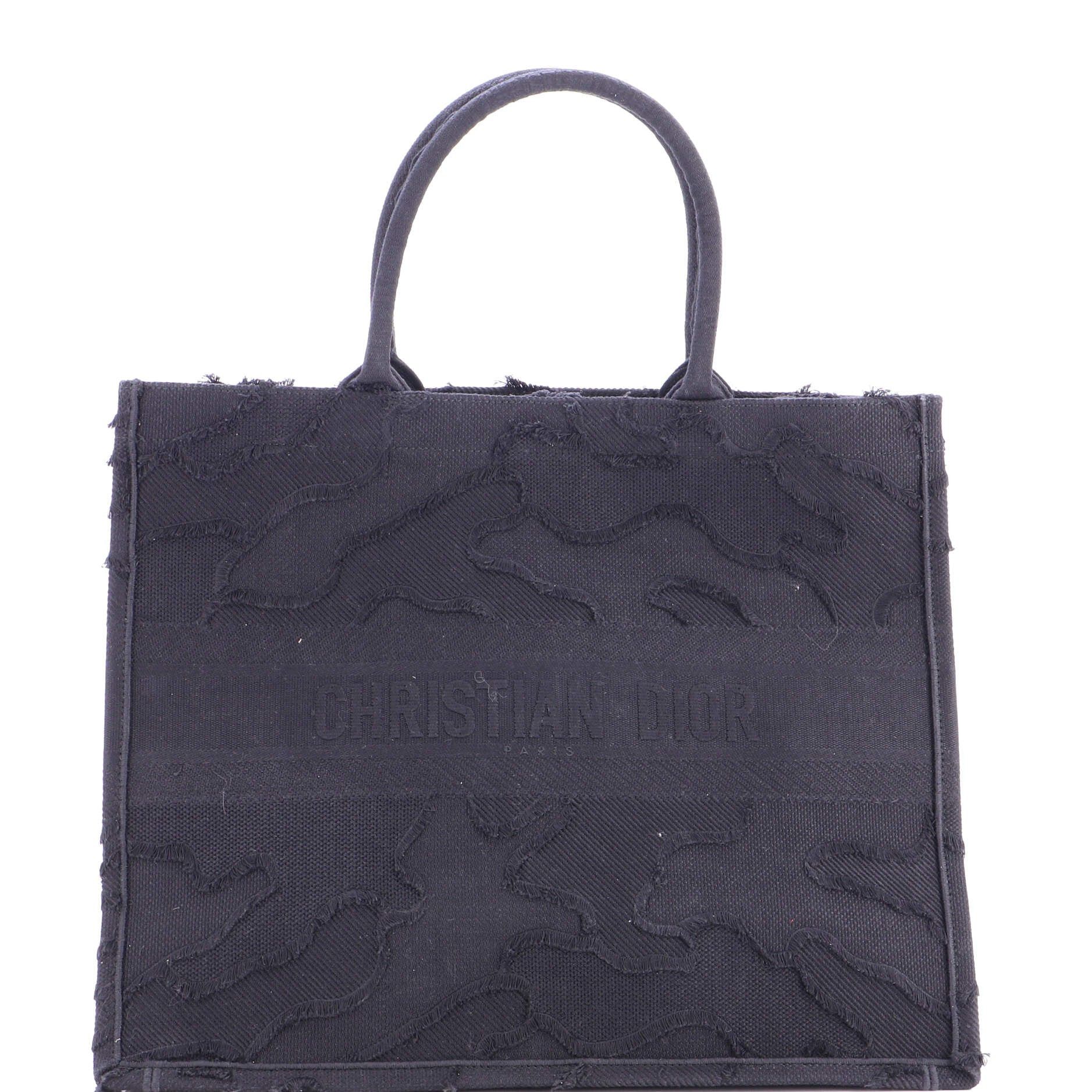 Dior Book Tote Size ONE SIZE - 1 Thumbnail