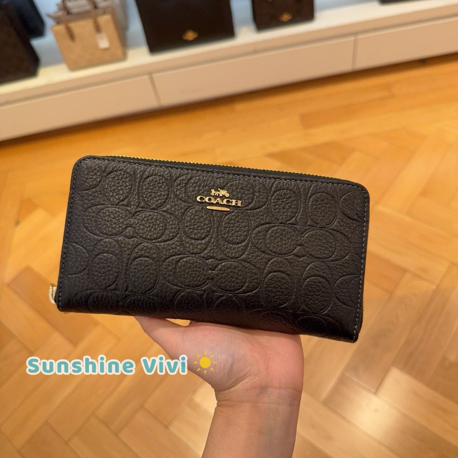 Coach NWT Coach Long Zip Around Wallet Leather CEW21 Black Gold Size ONE SIZE - 1 Thumbnail
