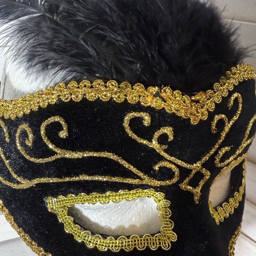 Vintage Mask Swirling Embroidery Feathers Elastic Strap Black/Gold Size ONE SIZE - 5 Thumbnail