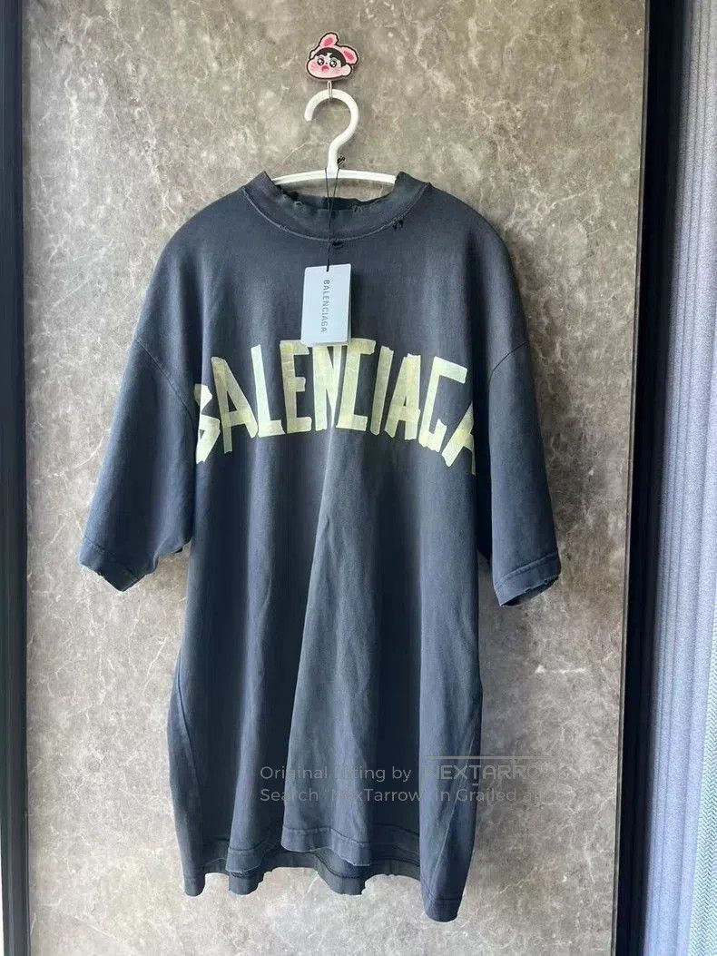 Balenciaga Balenciaga Tape Short Sleeve T-shirt XS. Size US XS / EU 42 / 0 - 1 Thumbnail