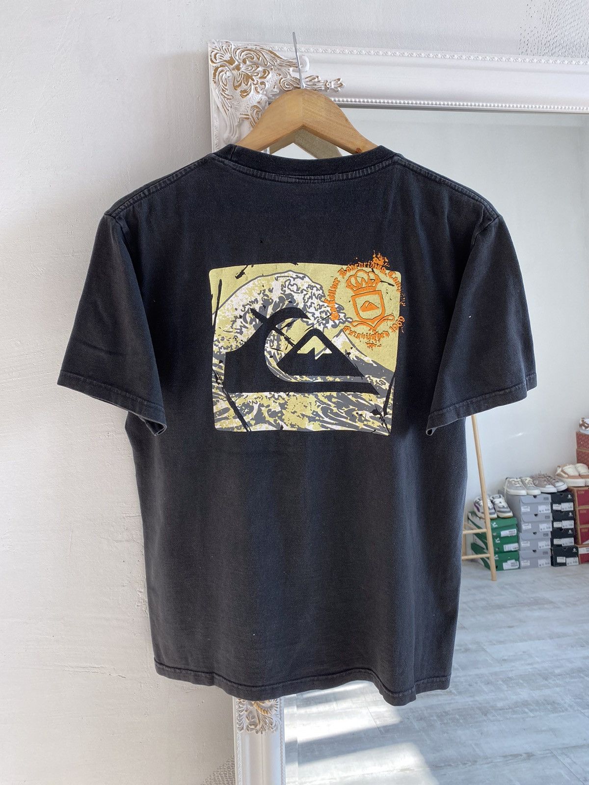 Quiksilver Quicksilver Faded Distressed Logo Tee T shirt Size US L / EU 52-54 / 3 - 4 Thumbnail