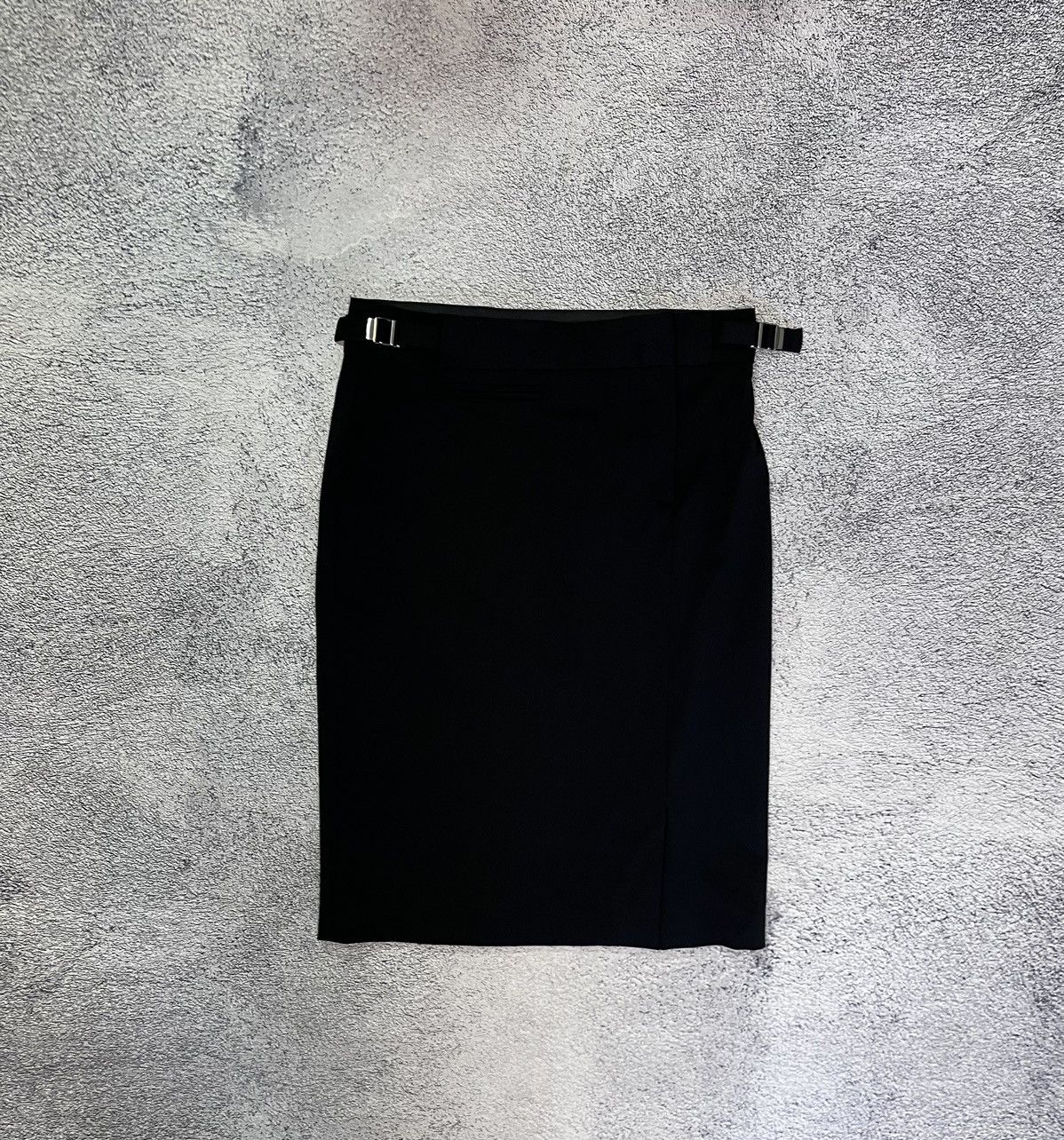Gucci Gucci Wool Skirt Black Midi Italy Size 42 Side Buckles Slit Size 28" / US 6 / IT 42 - 2 Thumbnail