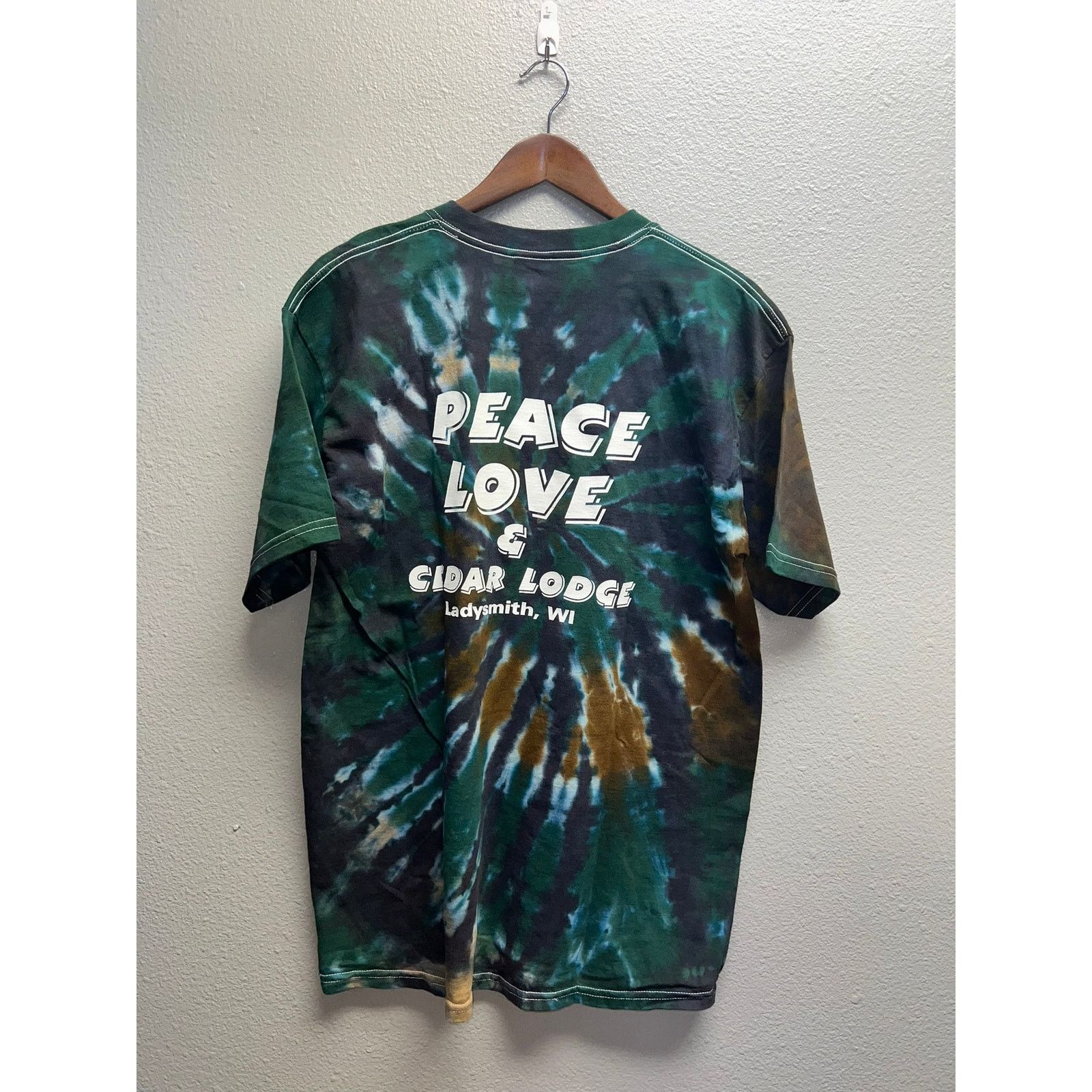 Vintage Vintage Cedar Lodge Shirt Ladysmith Peace Love Tie Dye 90s L Size US L / EU 52-54 / 3 - 5 Thumbnail