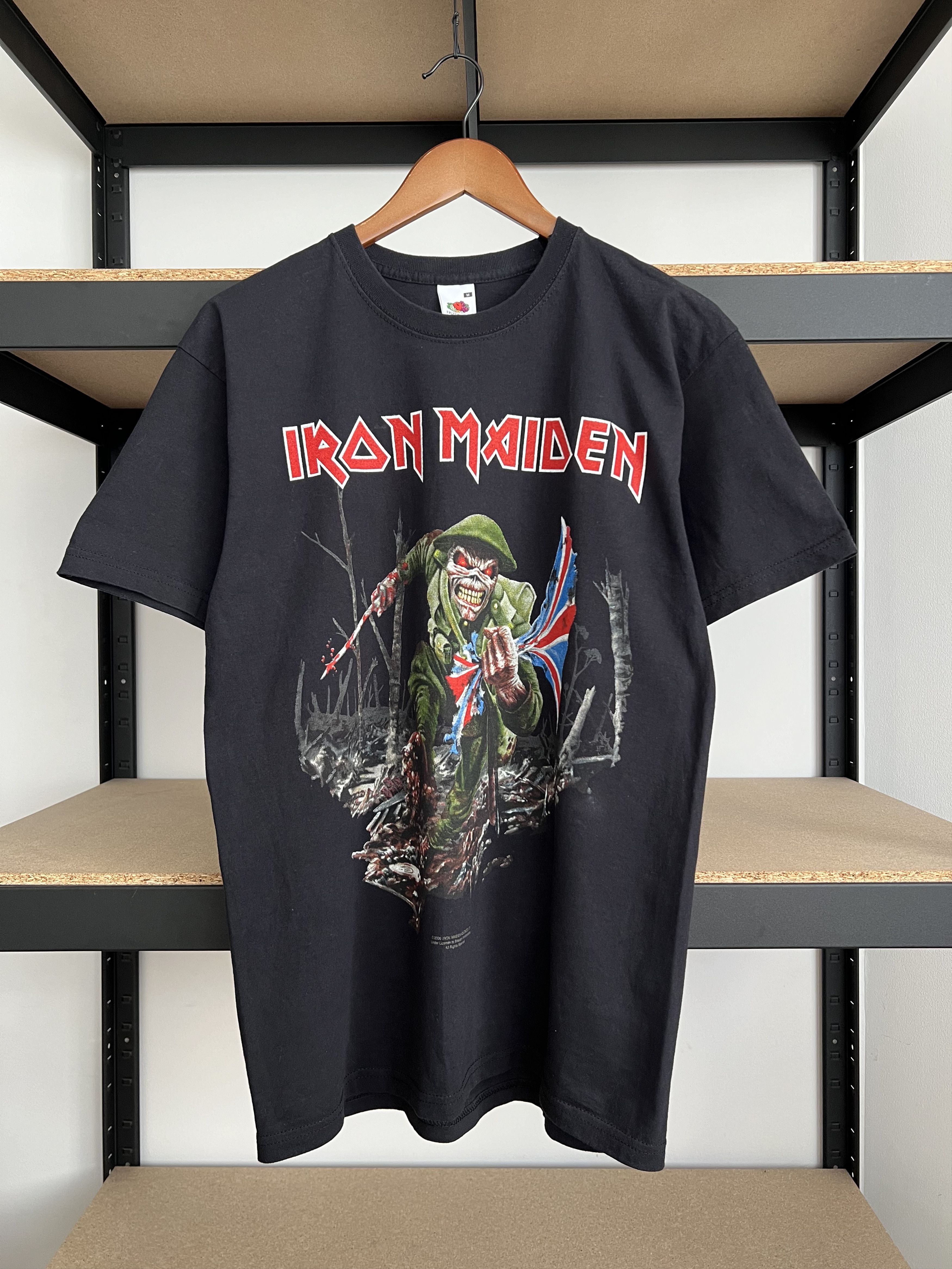 Band Tees Vintage 2006 Iron Maiden These Colours Don’t Run T-shirt Size US M / EU 48-50 / 2 - 1 Thumbnail