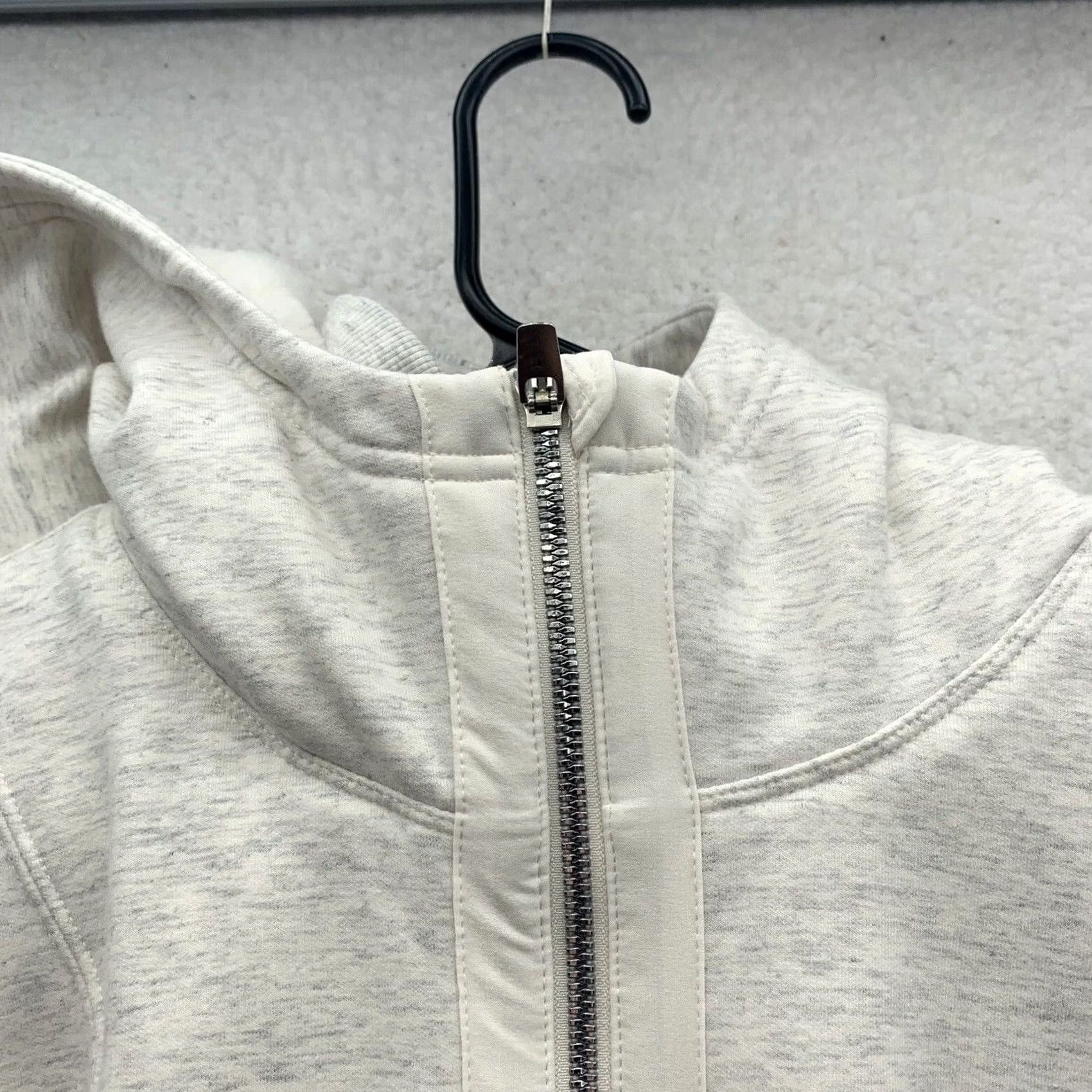 Athleta Athleta Jacket Womens L Faux Fur Lined Full Zip Pockets Hooded Ivory Size L / US 10 / IT 46 - 7 Thumbnail