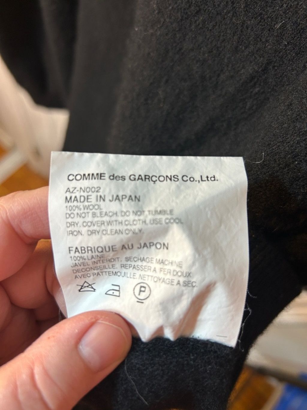 Comme des Garcons Play Comme des Garcons Men's V-Neck Wool Sweater with Heart Size US XL / EU 56 / 4 - 5 Thumbnail