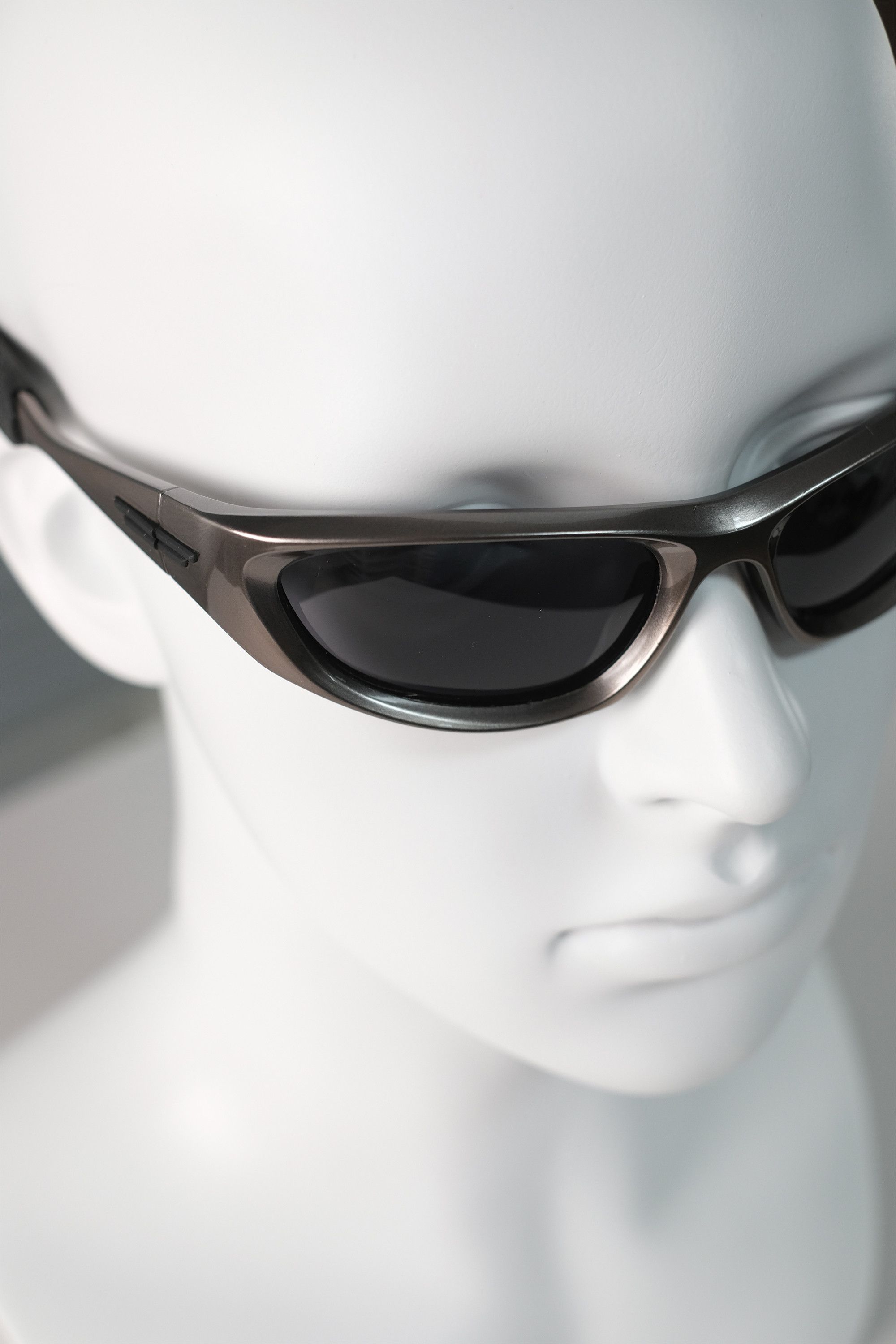 Japanese Brand Cyberpunk Y2k Avant Garde Futuristic Gunmetal Sunglasses OS Size ONE SIZE - 5 Thumbnail