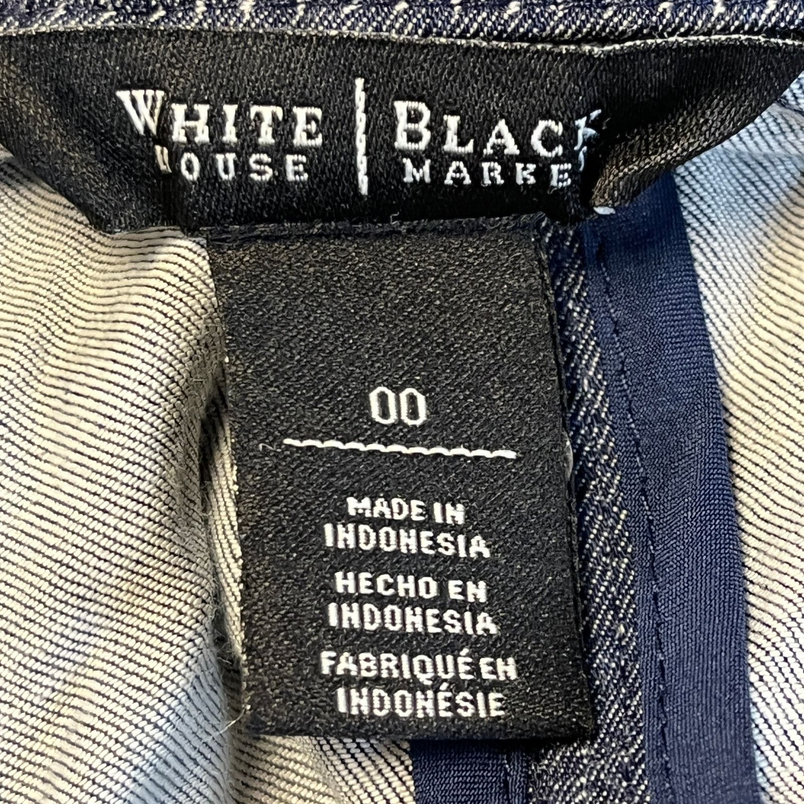 White House Black Market White House Black Market Denim Jacket Womens Size 00 Blue Size XXS / US 00 / IT 34 - 3 Thumbnail