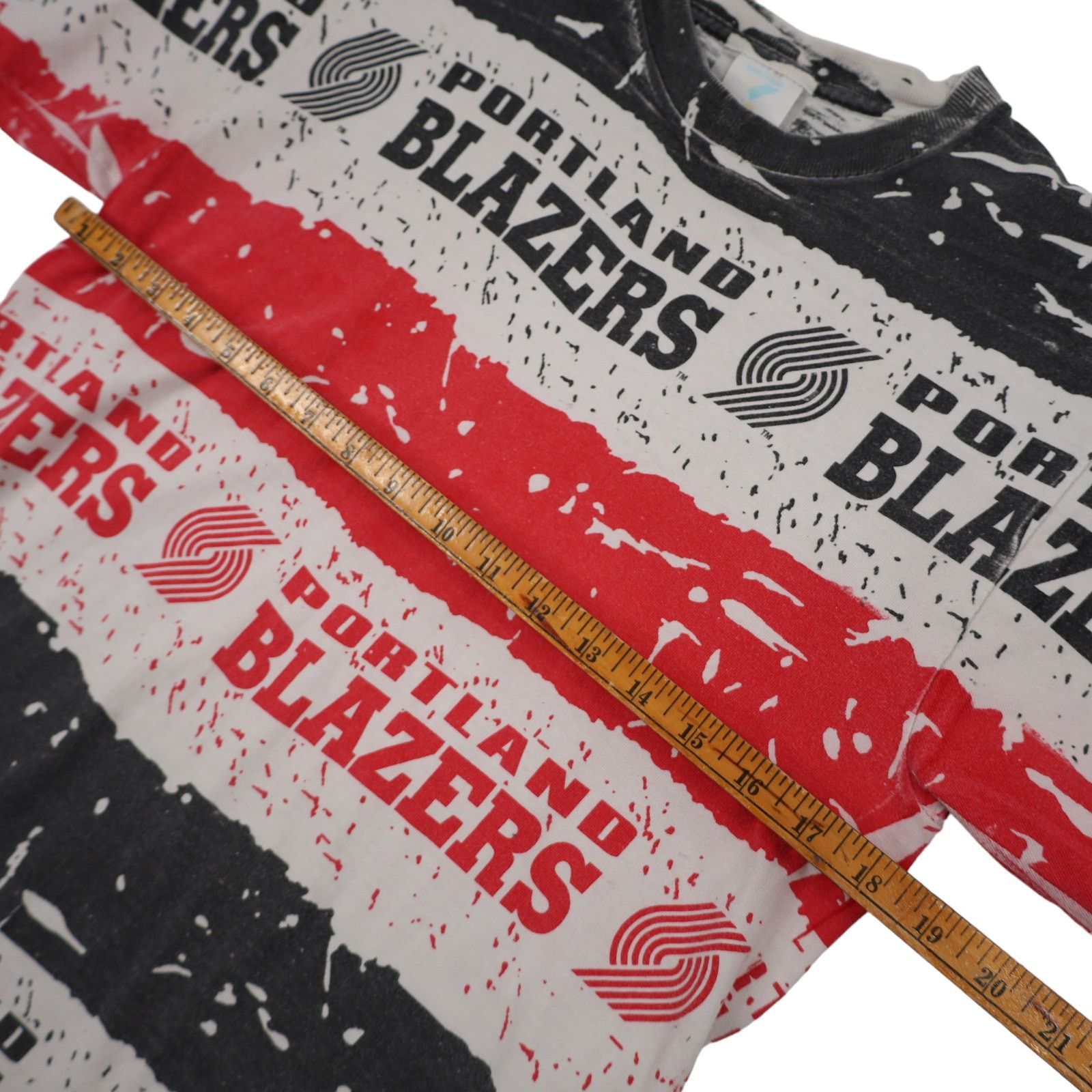 NBA × Vintage Vintage Portland Trailblazers Allover Print Graphic T Shirt Size US M / EU 48-50 / 2 - 4 Thumbnail