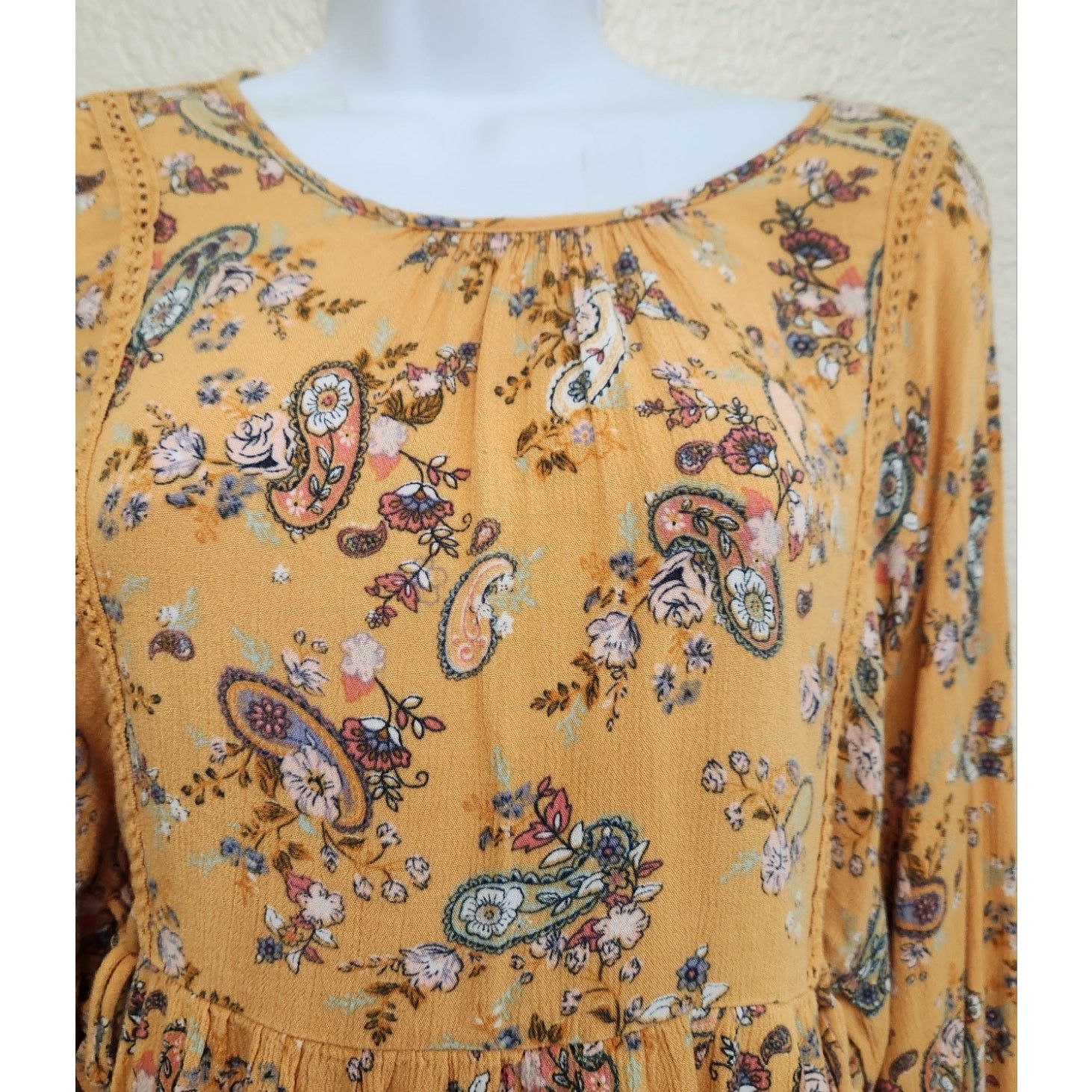 Other Art Class Yellow Orange Paisley Ruffled 3/4 Sleeve Top 14 16 Size XL / US 12-14 / IT 48-50 - 2 Thumbnail