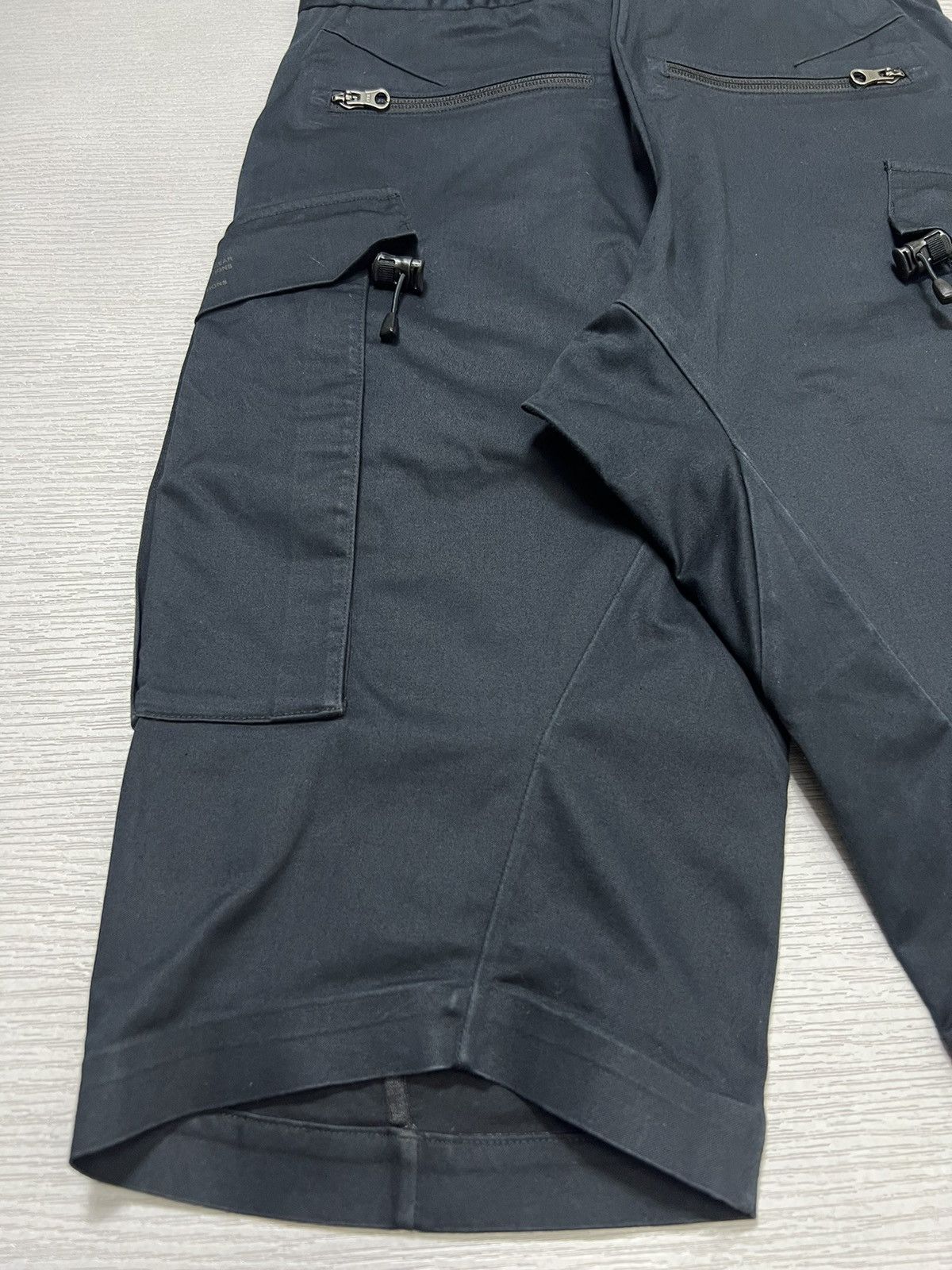 Errolson Hugh Nike ACG - Errolson Hugh - S/S16’ - Tech Cargo Shorts Size US 28 / EU 44 - 9 Thumbnail