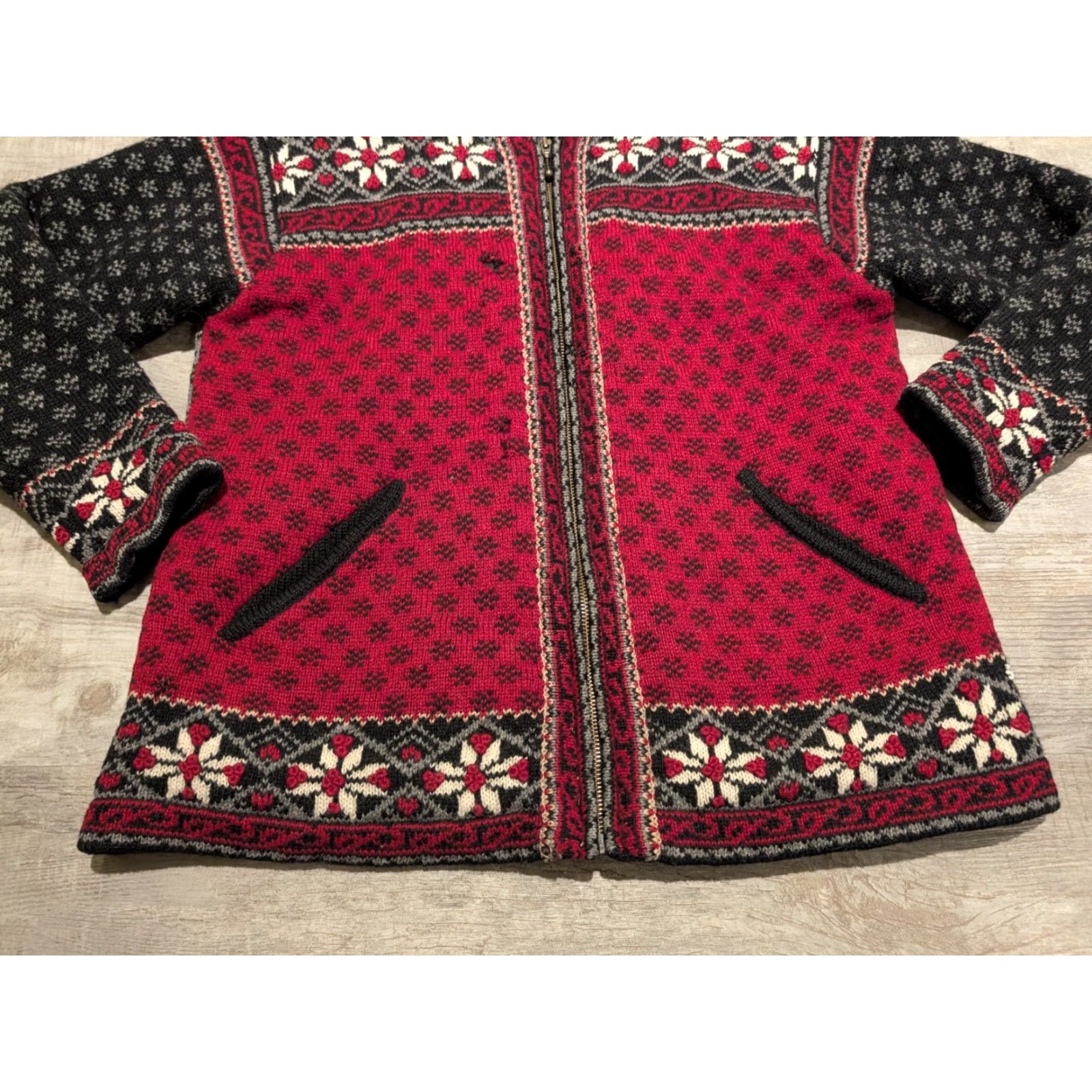 Vintage VINTAGE Icelandic Design Wool Full Zip Lined Hooded Jacket Womens M Red Fair Isle Wool Jacket - Designer, Casual, Travel, Short Sleeve? Size M / US 6-8 / IT 42-44 - 5 Thumbnail