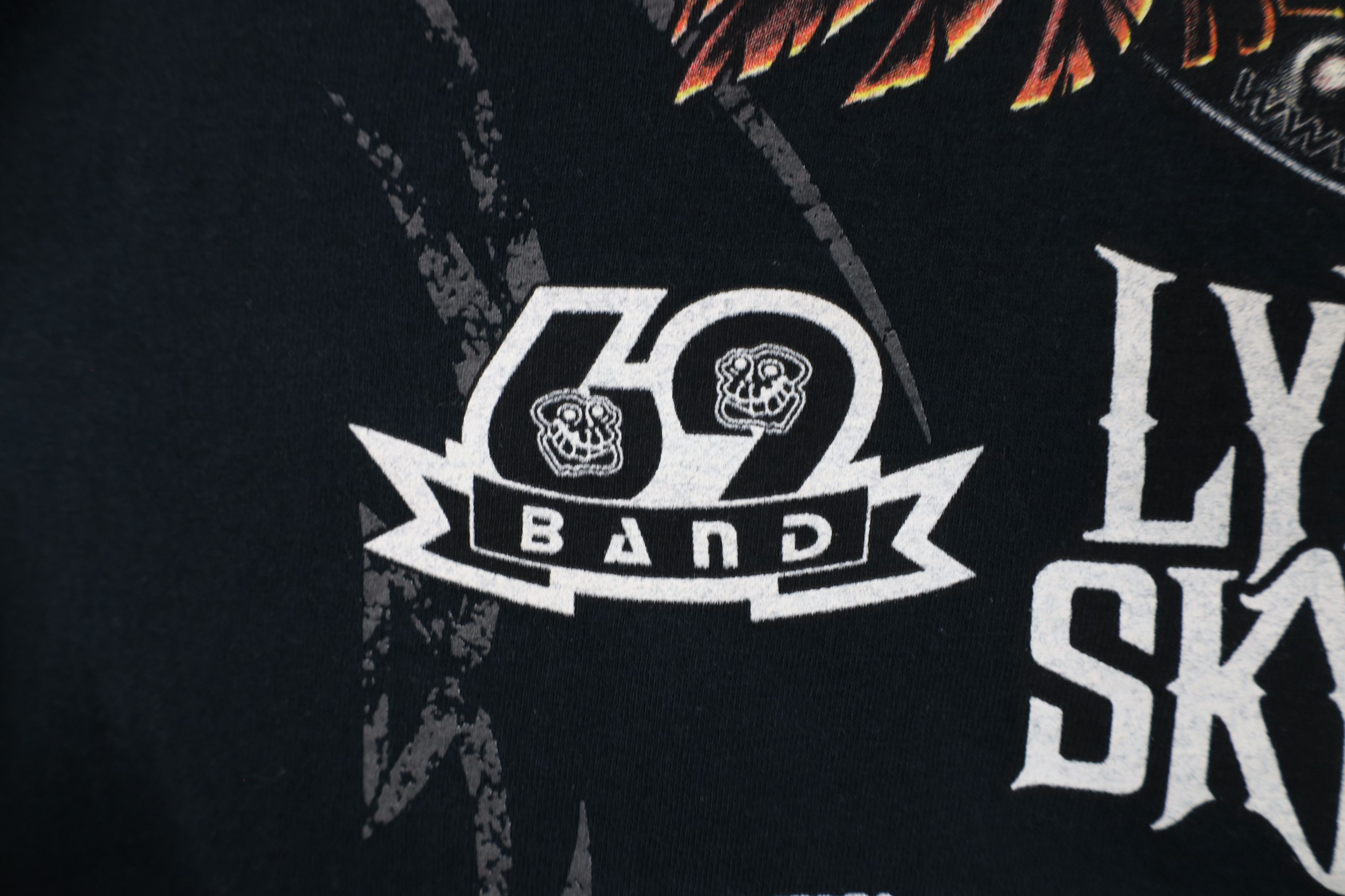 Vintage Vintage Y2K 2011 Ohio Wetzelland Skynyrd 69 Band T-Shirt Size US XL / EU 56 / 4 - 11 Thumbnail