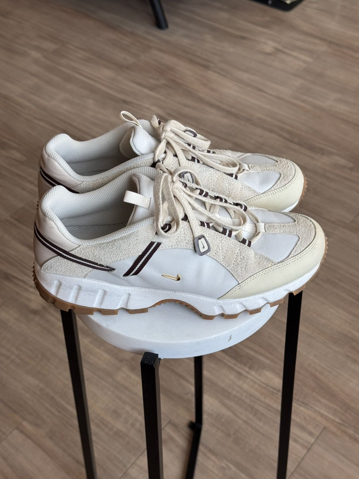 Jacquemus × Nike Jacquemus x Nike Air Humara LX Sail Wmns 11.5 / Men’s 10 Size US 11.5 / IT 41.5 - 2 Thumbnail