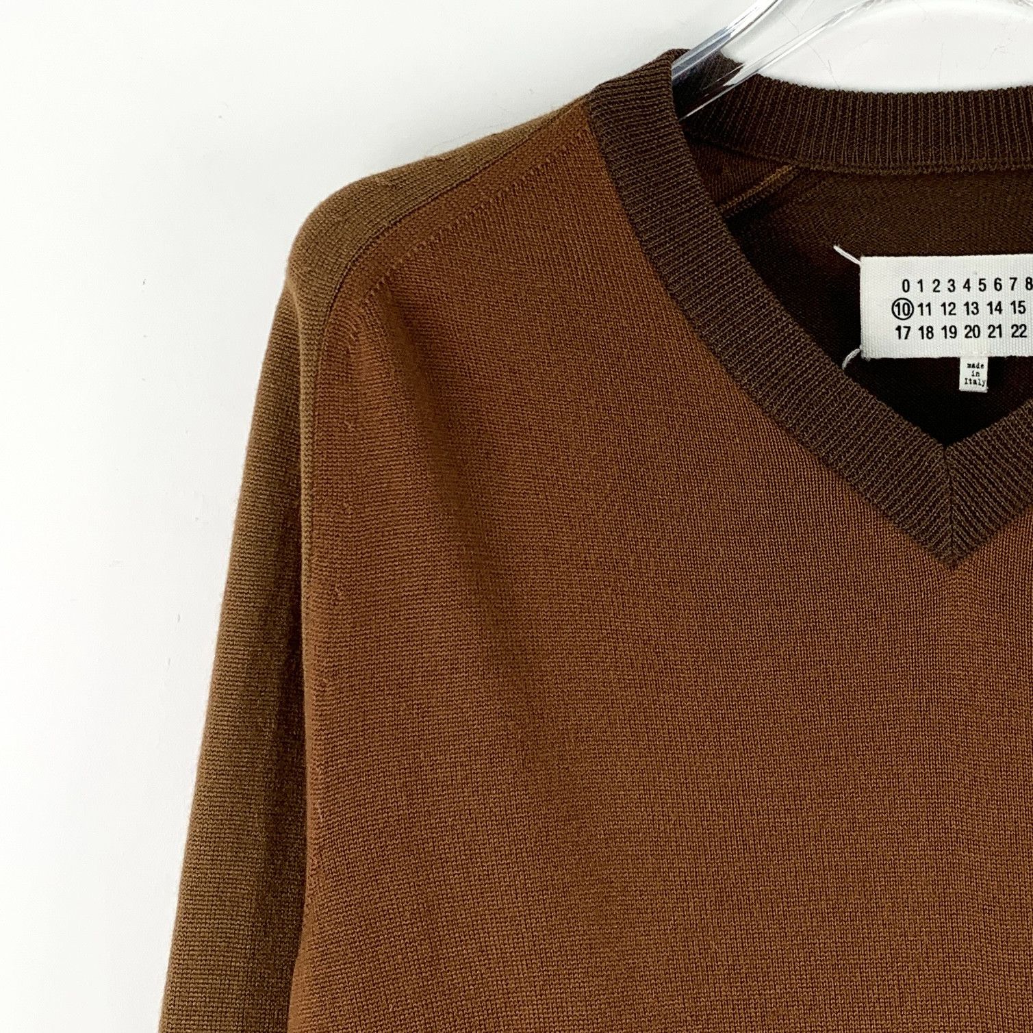 Maison Margiela Maison Margiela V-Neck Wool Sweater Brown (S) Size US S / EU 44-46 / 1 - 3 Thumbnail