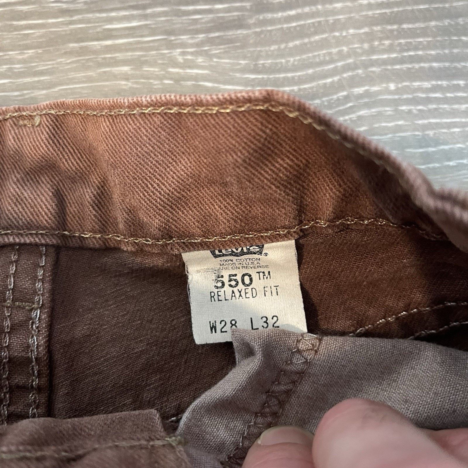 Levi's Vtg Levis 550 Jeans Mens 26x31.5 Brown Relaxed Tapered 90s Size US 26 / EU 42 - 8 Thumbnail