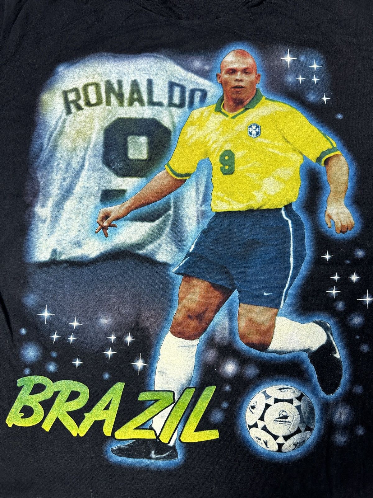 Vintage Vintage 90s Ronaldo Brazil Soccer Size L, Single Stitch Size US L / EU 52-54 / 3 - 3 Thumbnail