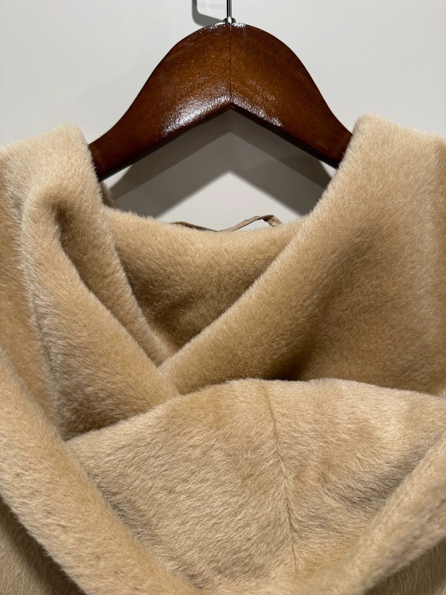 Max Mara MaxMara Shearling Hooded Coat Women's 38 Camel Alpaca Wool Size S / US 4 / IT 40 - 5 Thumbnail