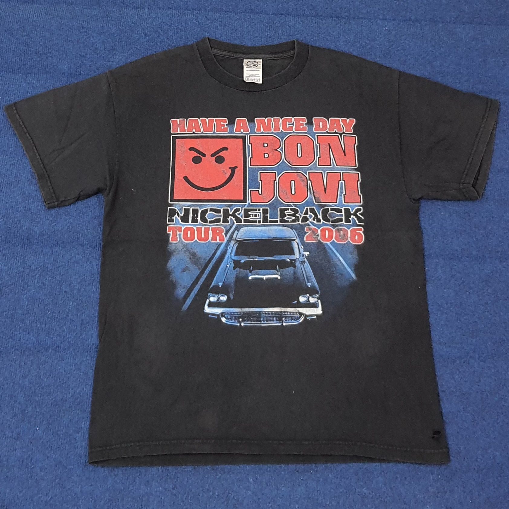 Band Tees Vintage Bon Jovi Nickelback Tour 2006 Tshirt C259N71 Size US L / EU 52-54 / 3 - 3 Thumbnail