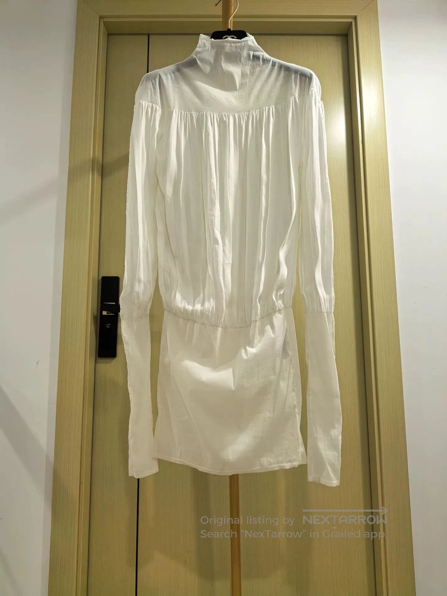 Jil Sander JIL SANDER White Silk Dress for Sale. Size M / US 6-8 / IT 42-44 - 1 Thumbnail
