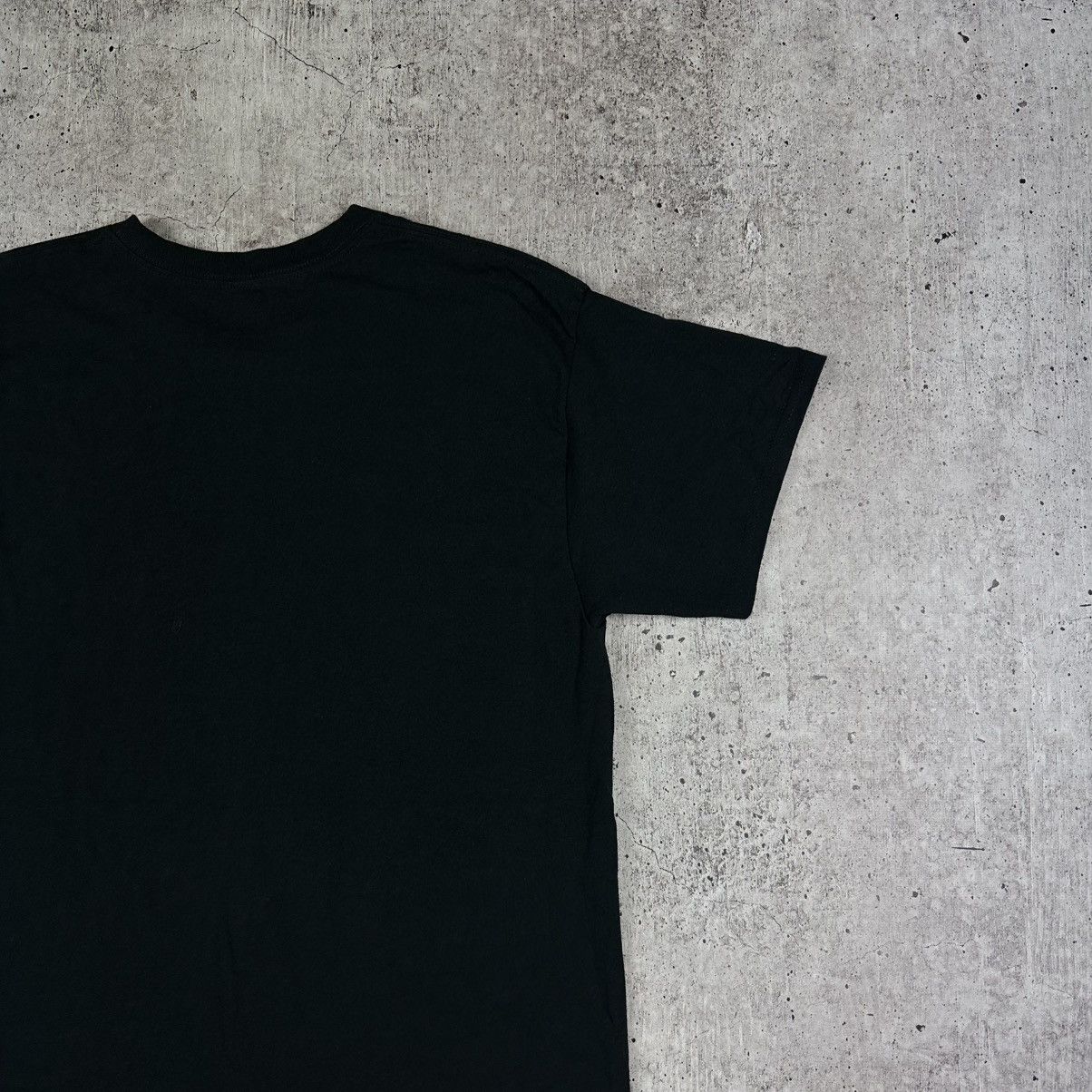 Vintage Vintage 'This Car Touched Fentanyl' Funny Tee Size US M / EU 48-50 / 2 - 12 Thumbnail