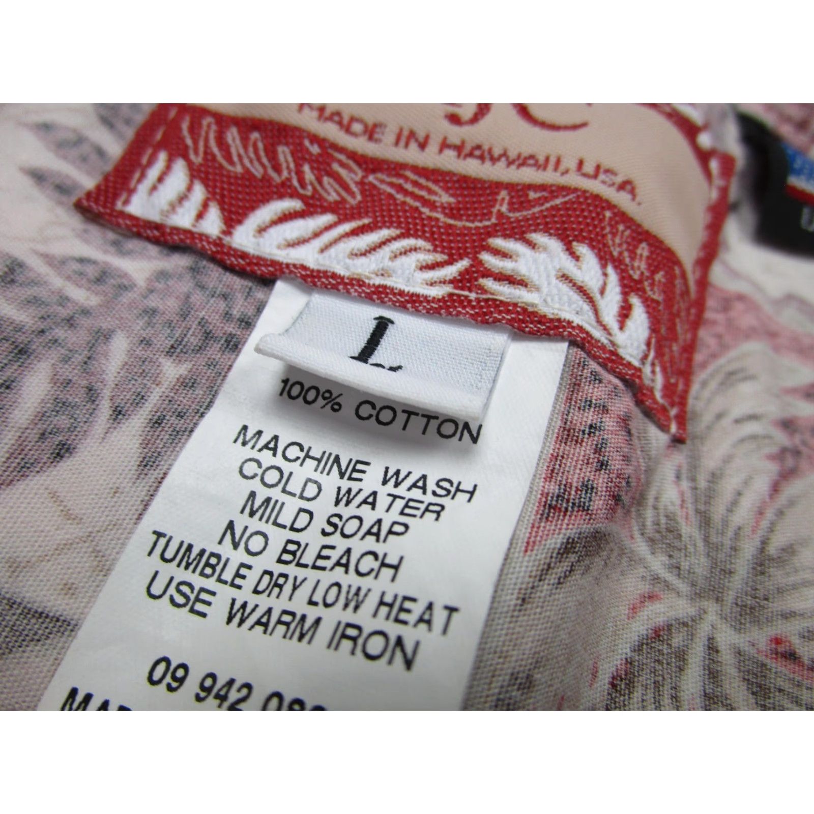 Vintage RJC Hawaiian Shirt Mens Large red Aloha Button Front 100% Cotton Made In USA Size US L / EU 52-54 / 3 - 6 Thumbnail