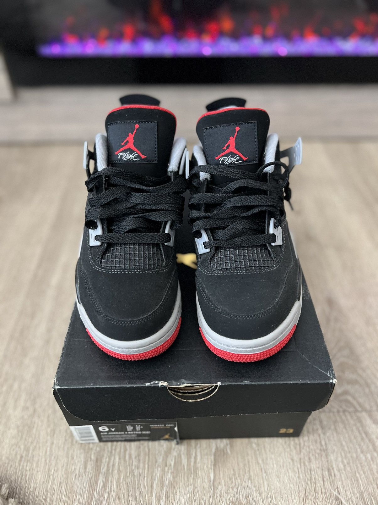 Jordan Brand Air Jordan 4 GS “Bred” 2019 Size US 6 / EU 39 - 1 Thumbnail