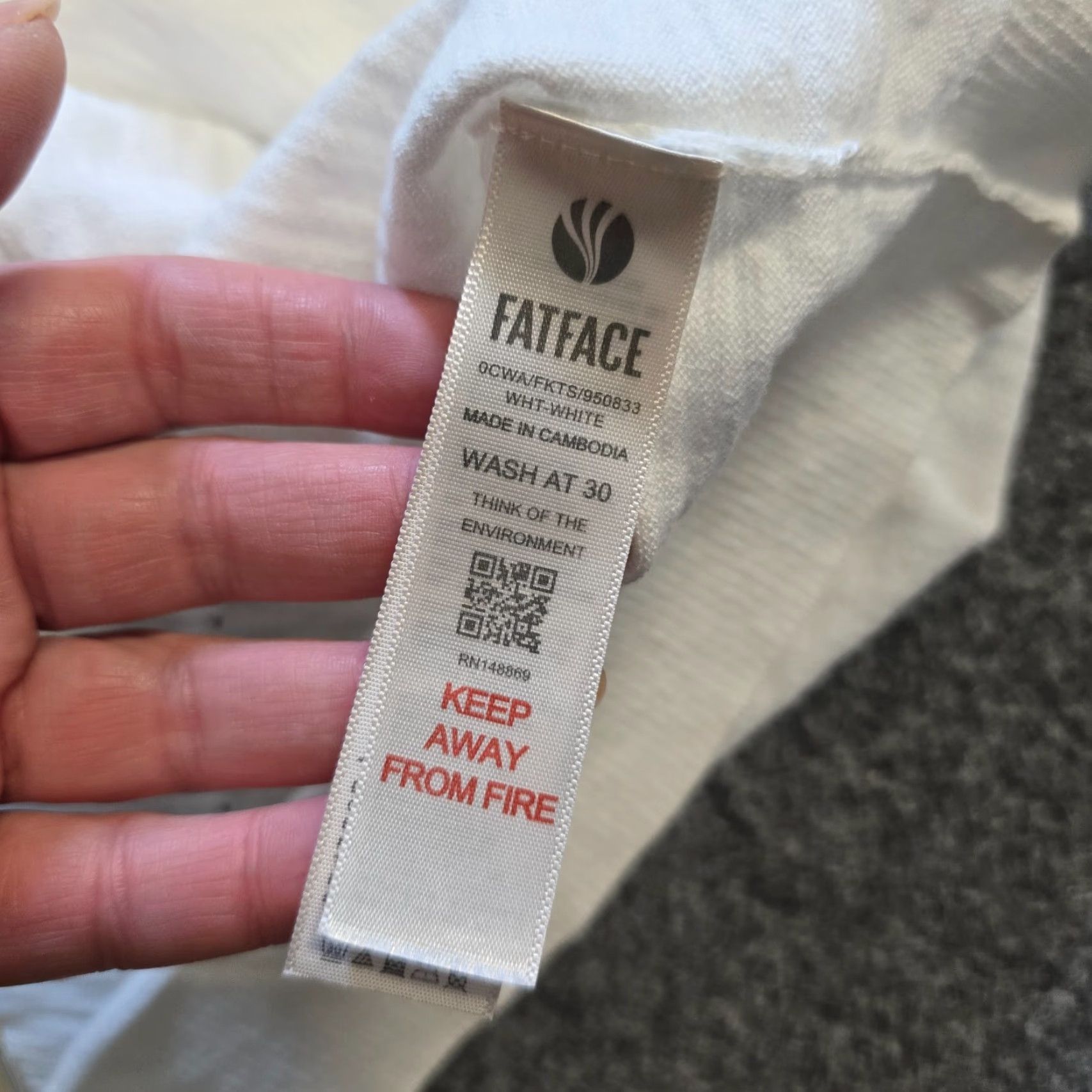 FatFace Fat Face Sweater Cardigan Womens Size 8 White Lightweight Capsule Button Casual Knit Regular Size M / US 6-8 / IT 42-44 - 7 Thumbnail