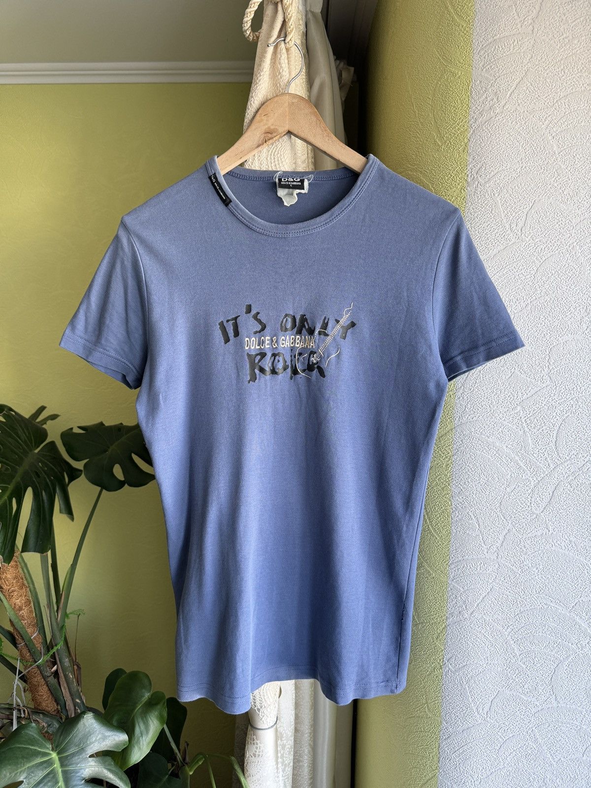 Vintage Dolce Gabbana “It’s only rock” Big Logo T-Shirt Y2K