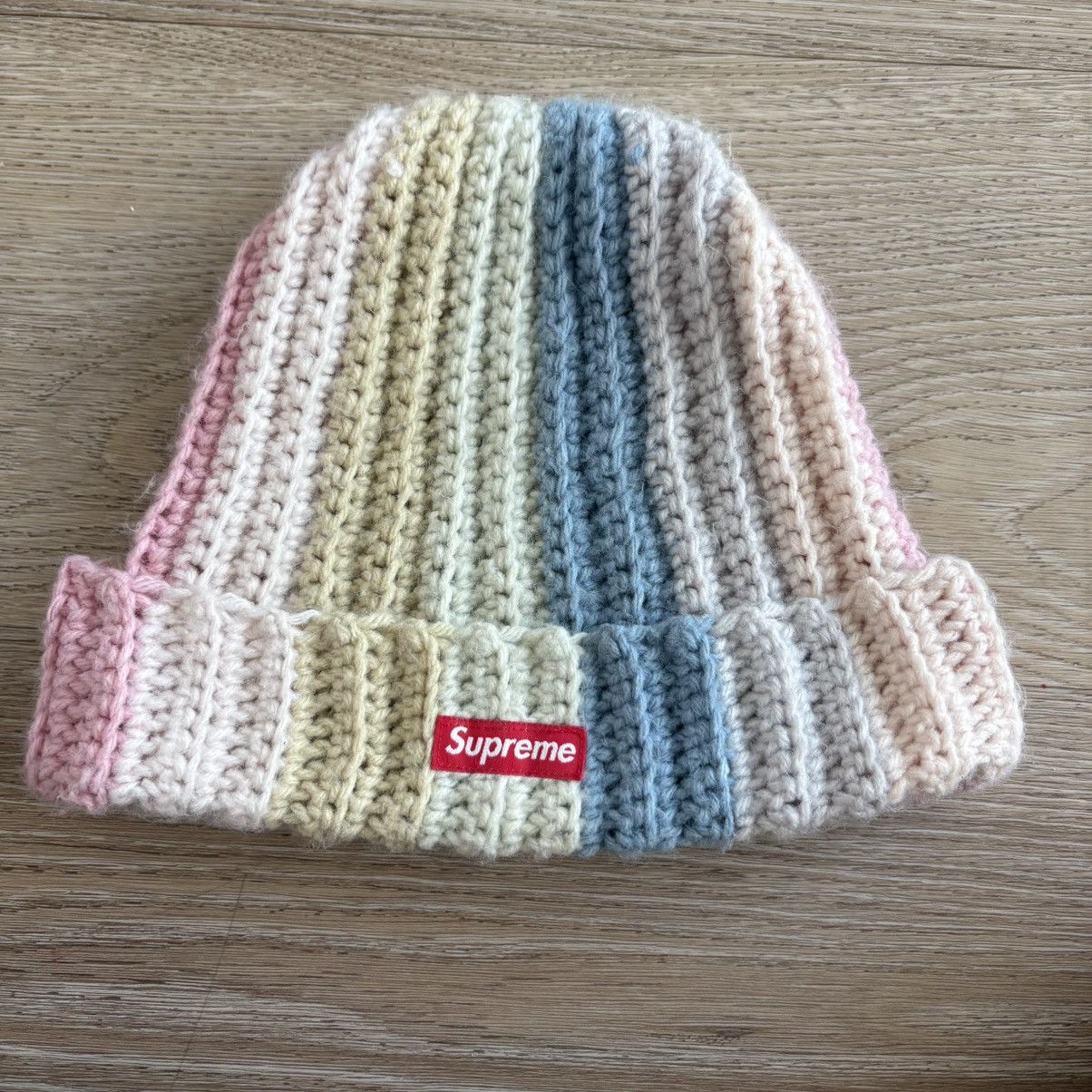 Supreme Supreme Gradient Beanie White Size ONE SIZE - 1 Thumbnail
