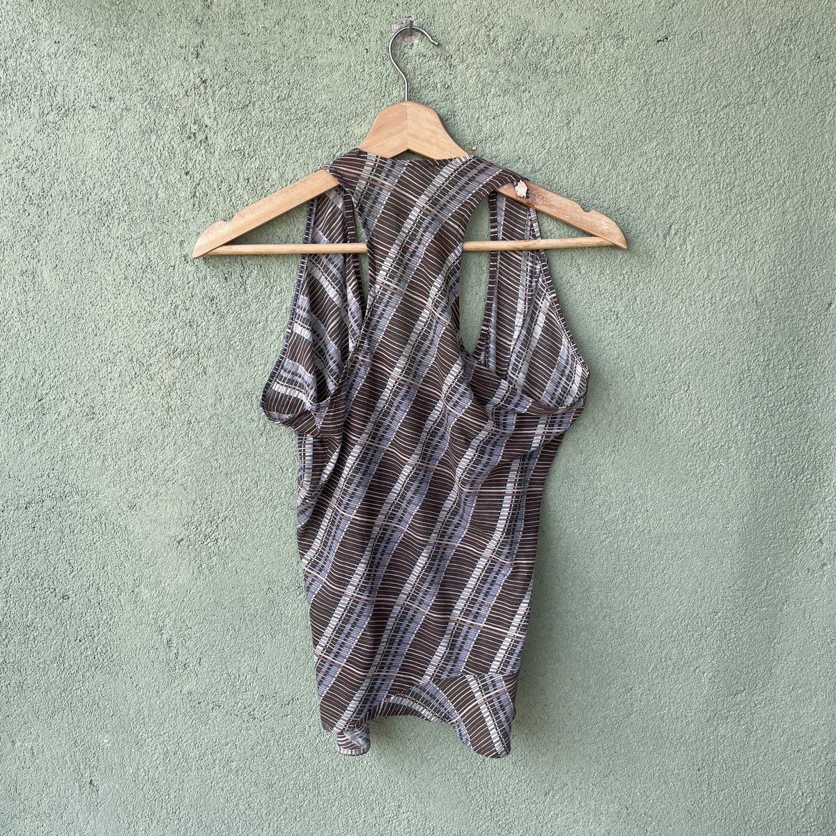 Marni Vintage MARNI Made In Italy Faded Singlet Tank Top Size M / US 6-8 / IT 42-44 - 10 Thumbnail