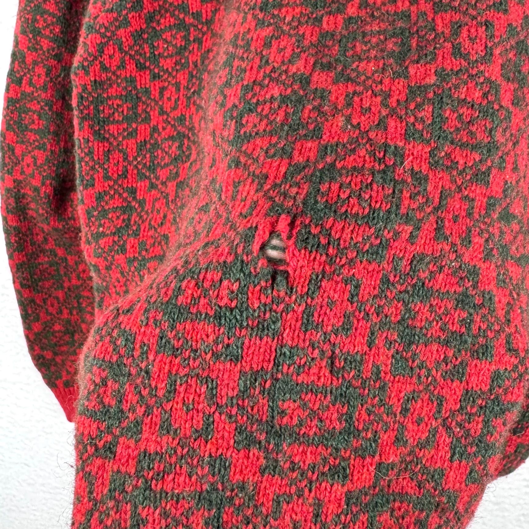 Vintage VINTAGE Woolrich Woman S/M Wool Knit Fair Isle AOP Sheep Sweater Red Size S / US 4 / IT 40 - 2 Thumbnail