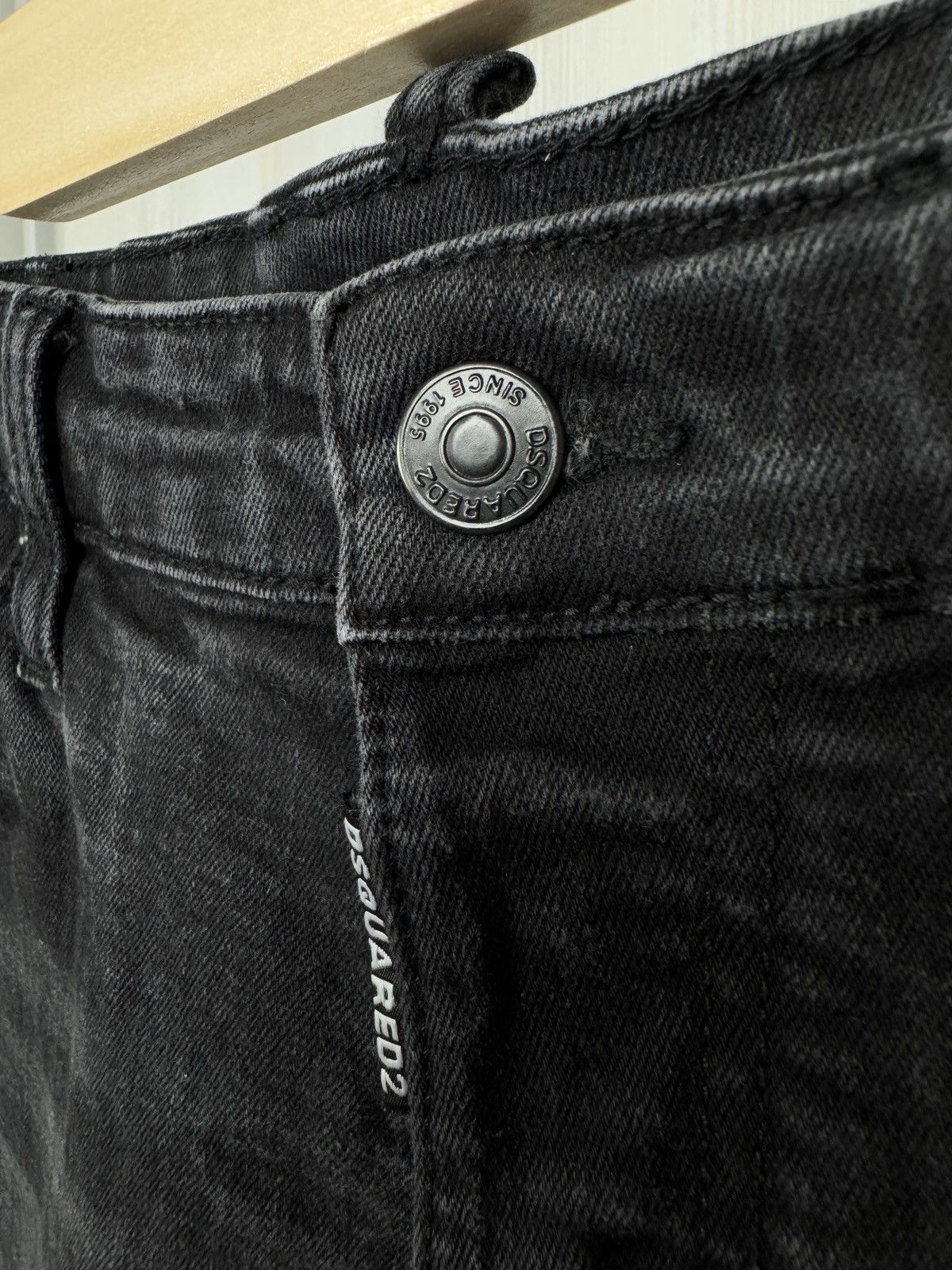Dsquared2 Dsquared2 black distressed faded denim jeans pants Size US 36 / EU 52 - 5 Thumbnail