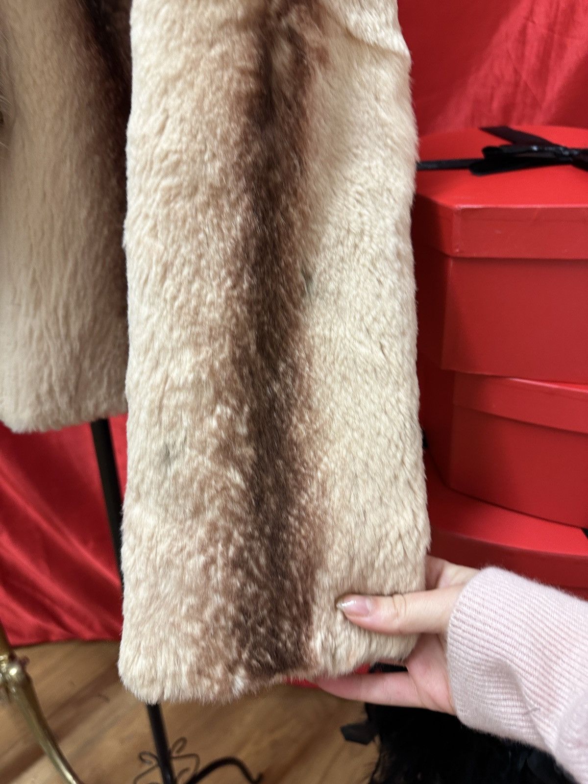 Vintage Vintage fox fur beige coat Size S / US 4 / IT 40 - 4 Thumbnail