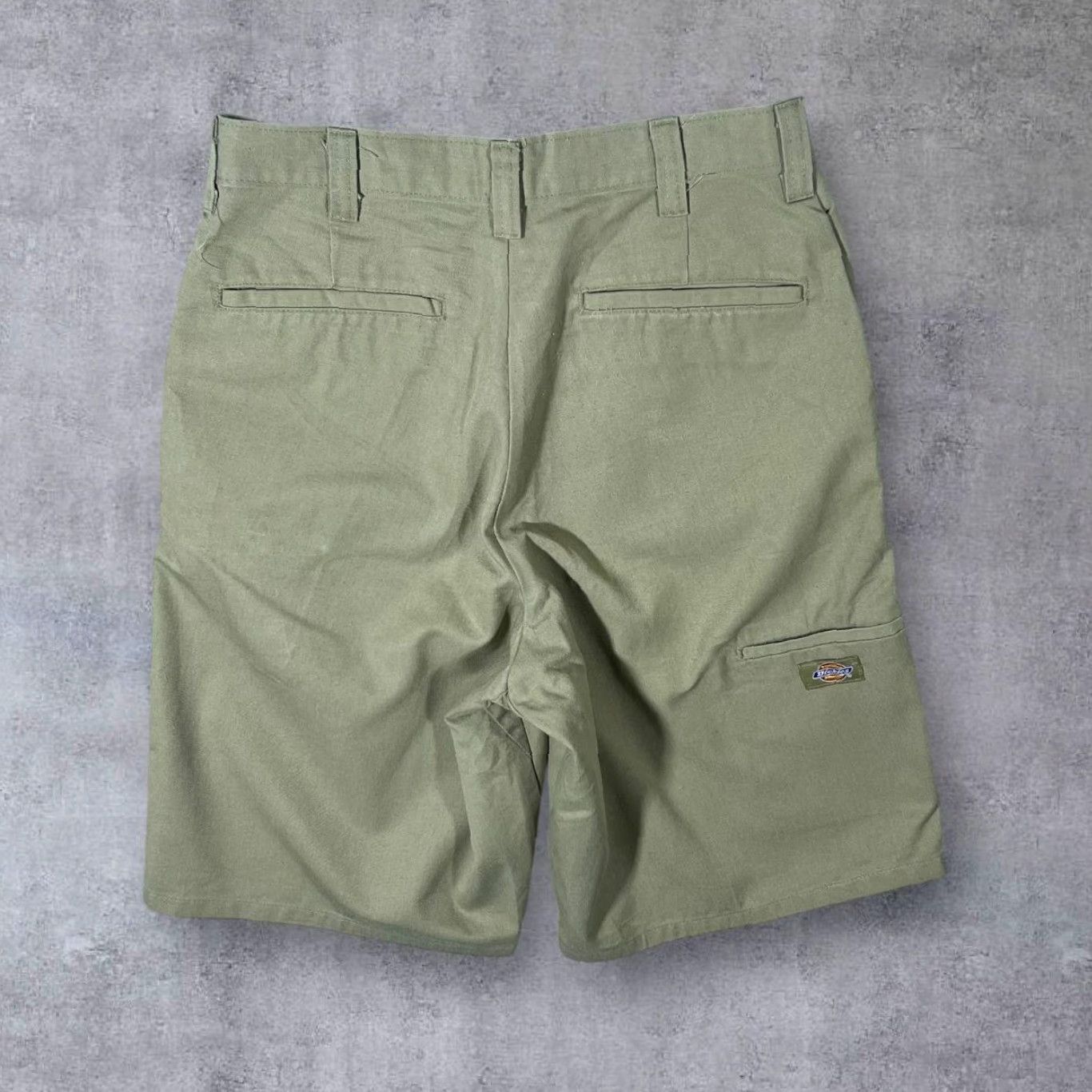 Dickies Dickies Classic Beige Skater Chino Shorts 28 Mens Casual Cotton Blend Zip Fly Button Fly Dickies Beige 28 Boys? Size US 28 / EU 44 - 2 Thumbnail