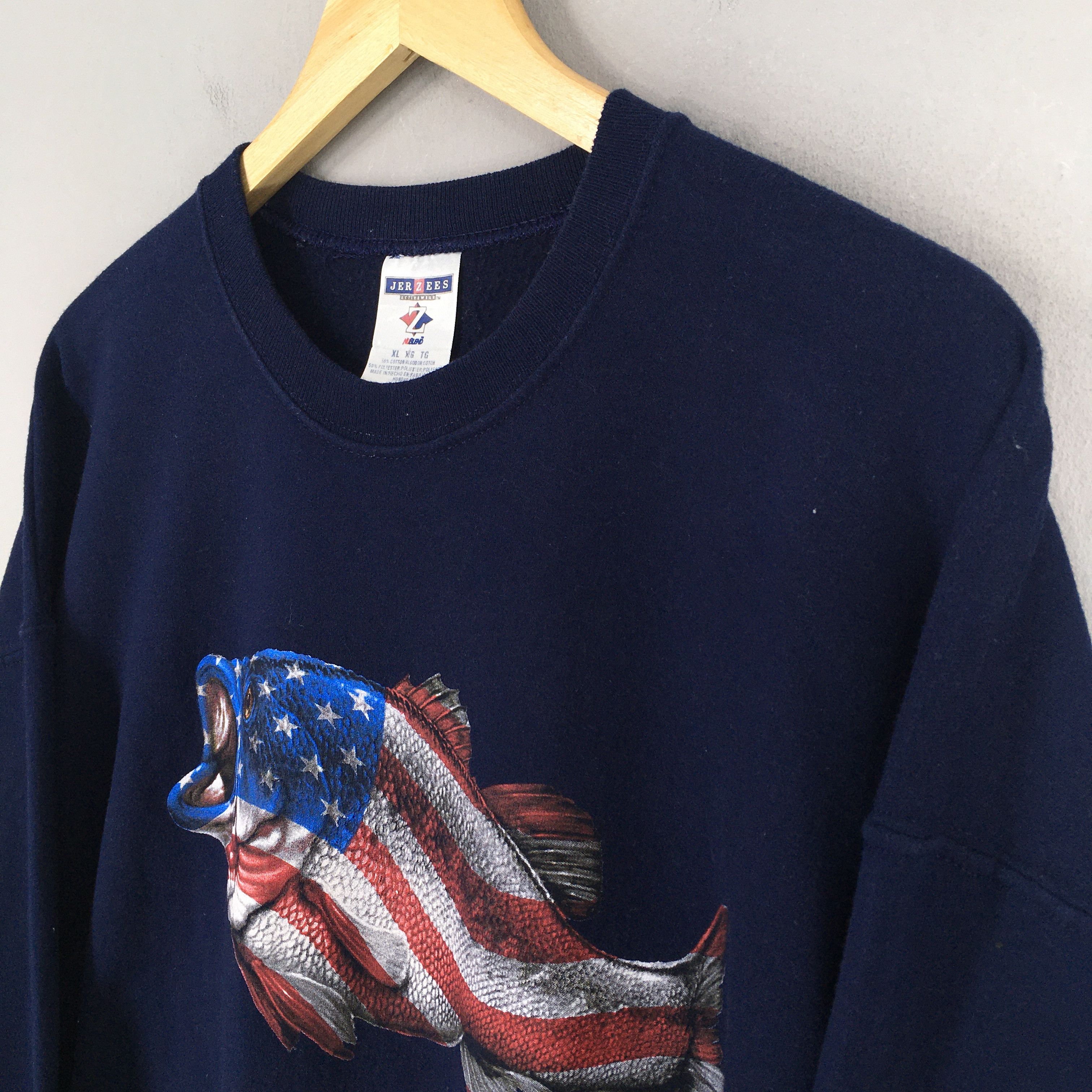 Jerzees Sportsman Fish Tournament Grouper Bass Sweatshirt XLarge Size US XL / EU 56 / 4 - 3 Thumbnail