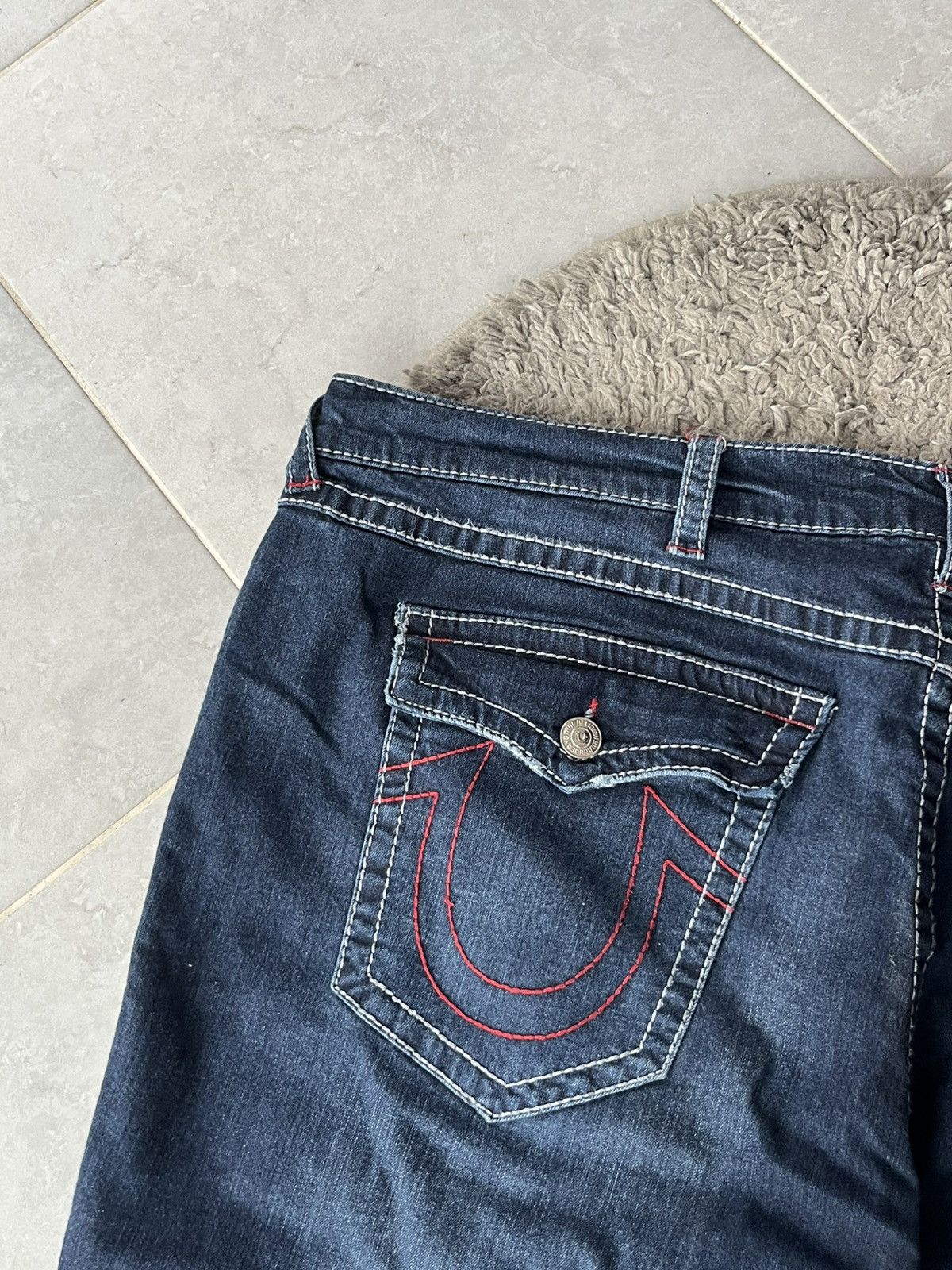 True Religion True Religion Dark Wash Straight Leg Jeans Red Stitching Size US 44 / EU 60 - 4 Thumbnail