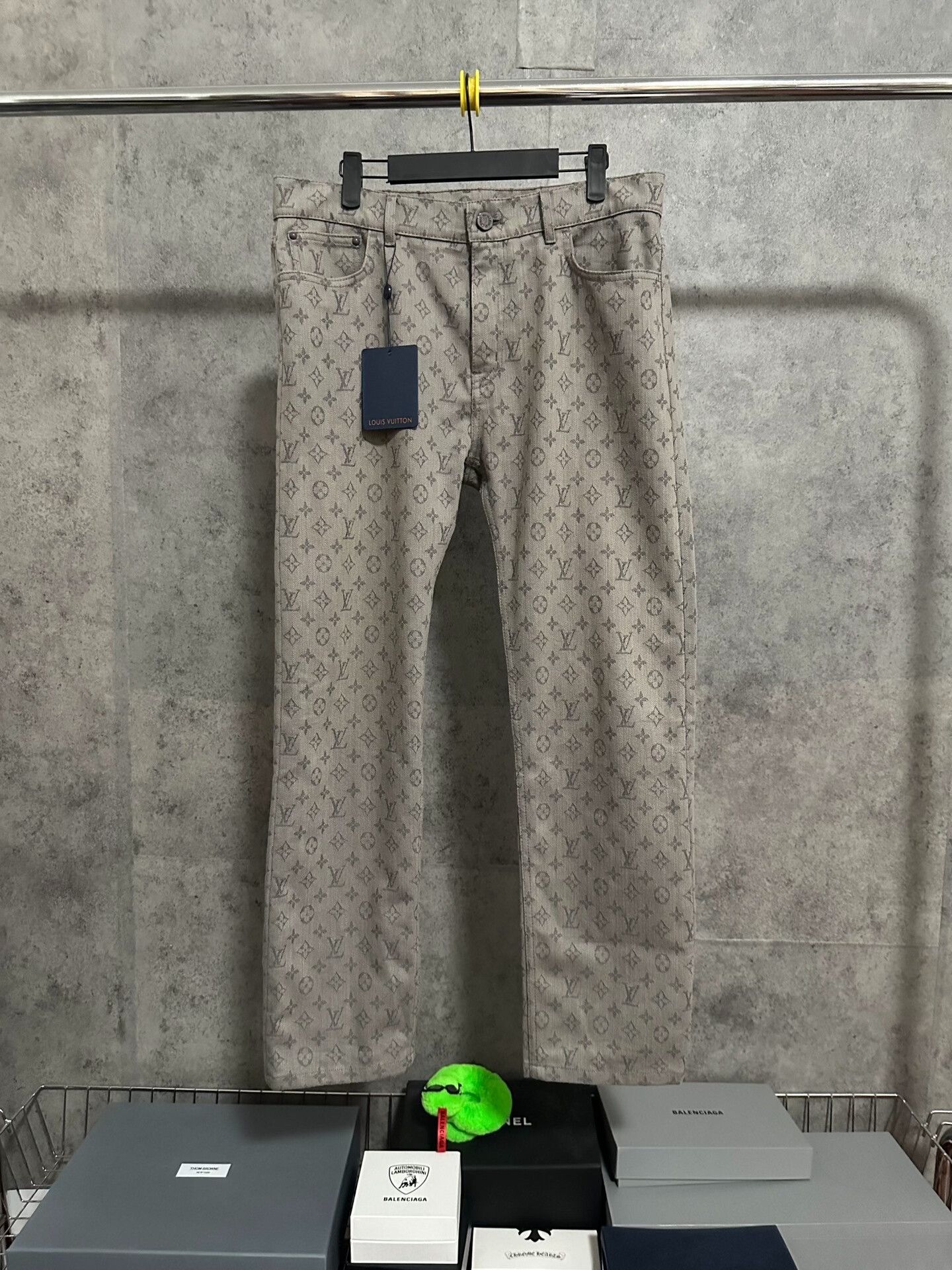 Louis Vuitton LV Monogram Logo Straight Leg Denim Pants Size US 32 / EU 48 - 1 Thumbnail