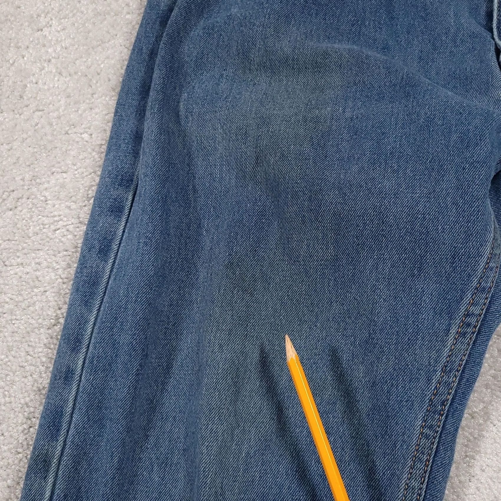Levi's Levi's 505 Jeans Mens 38x30 Blue Denim Regular Fit Straight Leg Cotton Pockets Zipper Vintage: No Women? Size US 38 / EU 54 - 4 Thumbnail