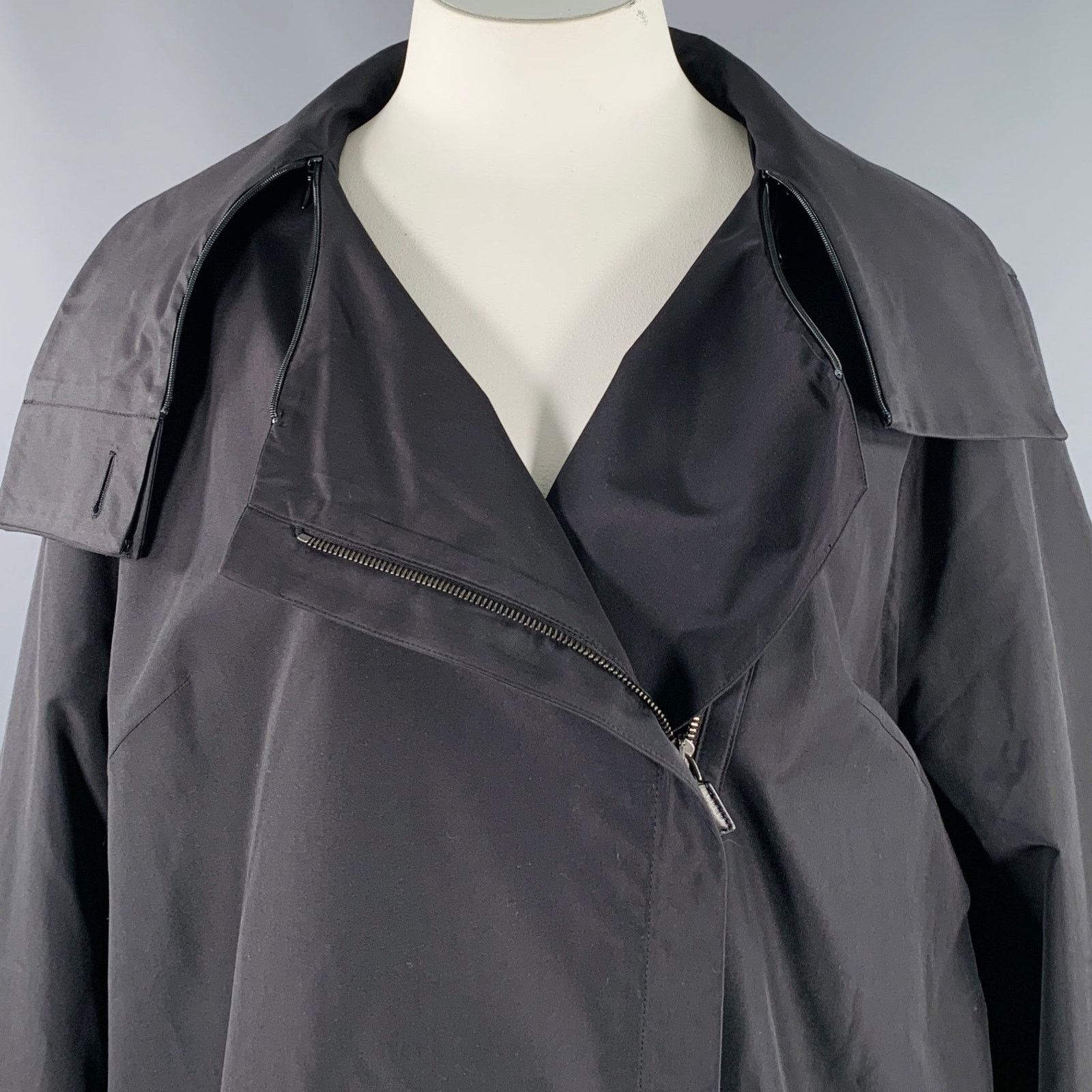 Akris AKRIS Size 12 Black Silk Zip Up Coat Size XL / US 12-14 / IT 48-50 - 2 Thumbnail