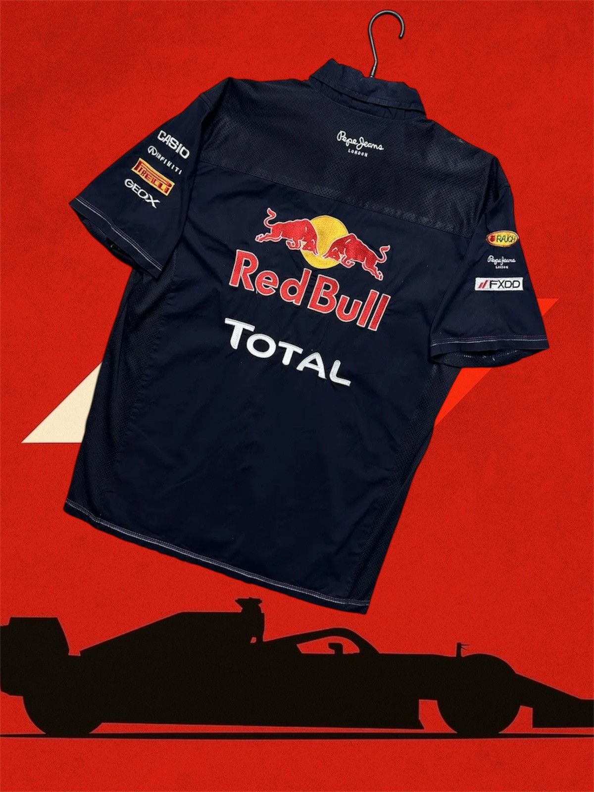 Red Bull Vintage Red Bull racing shirt big logo size M rare Size US M / EU 48-50 / 2 - 1 Thumbnail