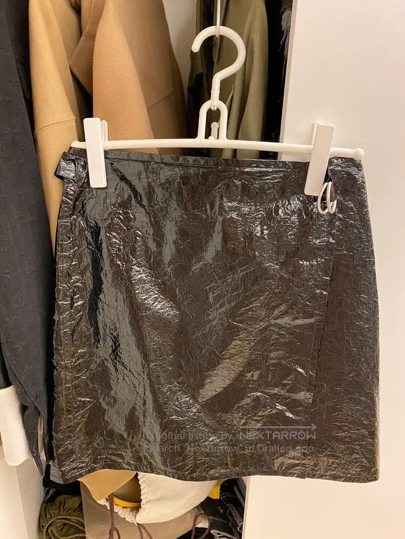 Helmut Lang Helmut Lang size XS Skirt Size 30" / US 8 / IT 44 - 1 Thumbnail