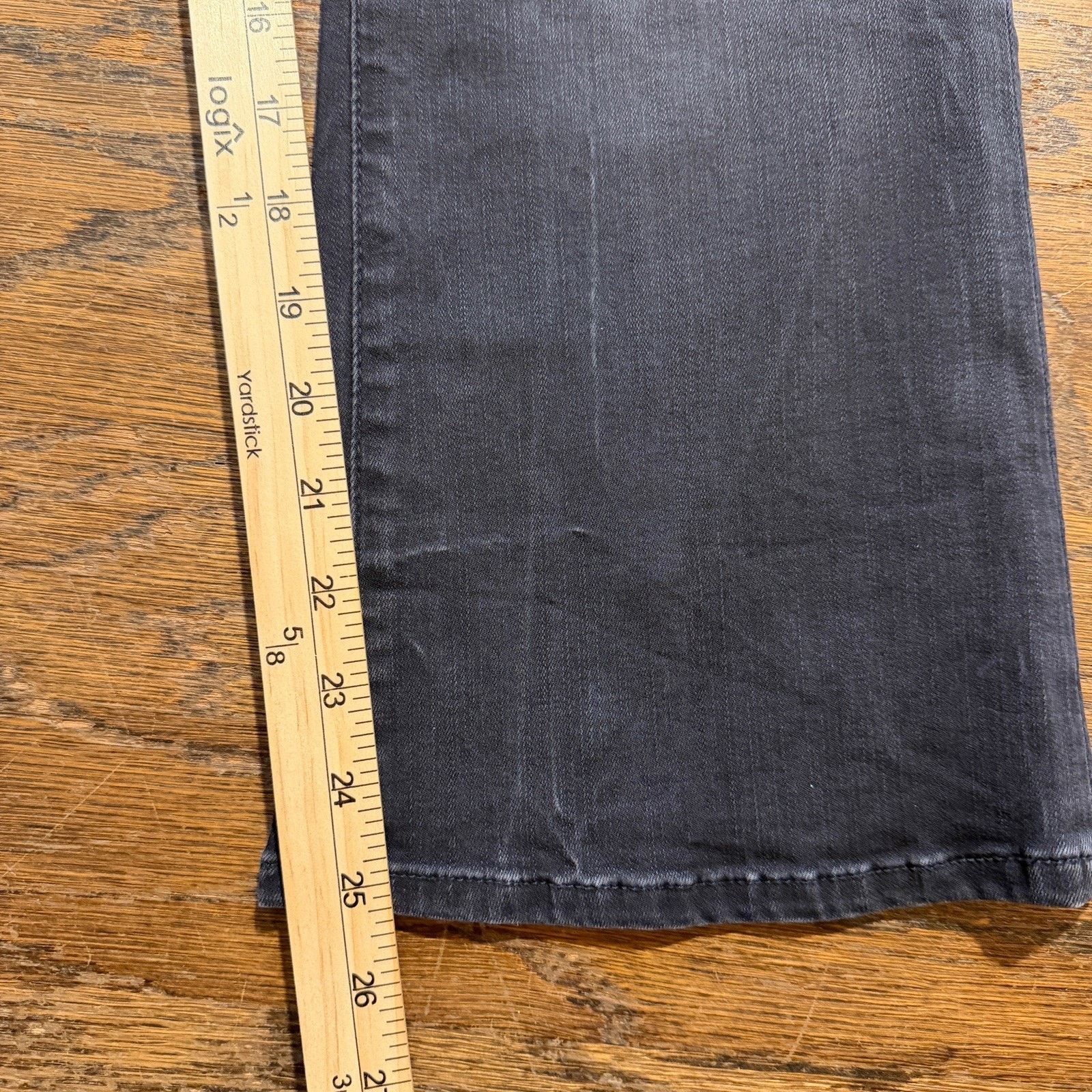Frame Frame Le Mini Boot Cut Jeans Black Noir High Rise Size 32 Size 32" / US 10 / IT 46 - 4 Thumbnail