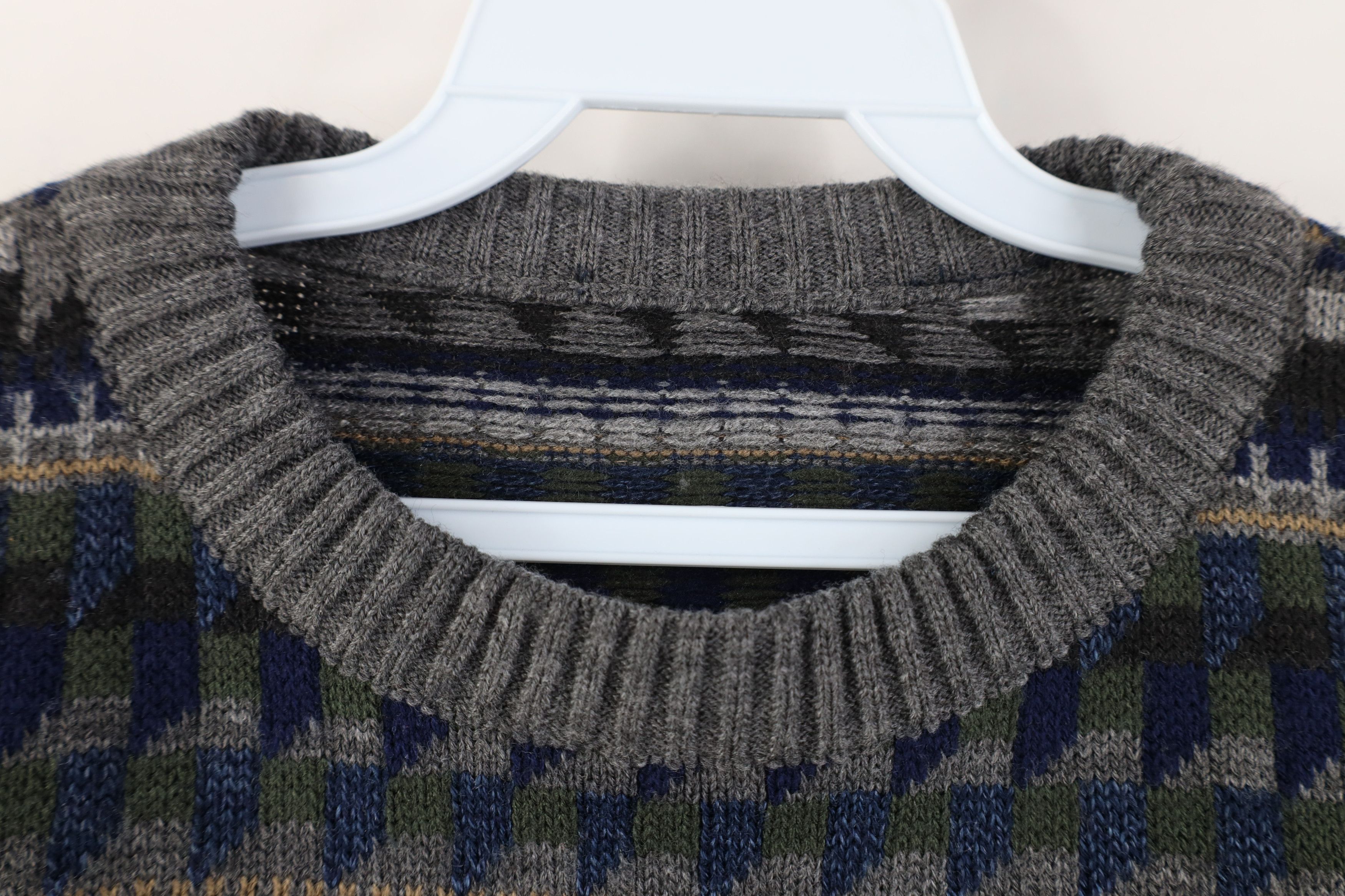 Vintage Vintage 90s Streetwear Tone Fair Isle Knit Crewneck Sweater Size US M / EU 48-50 / 2 - 4 Thumbnail