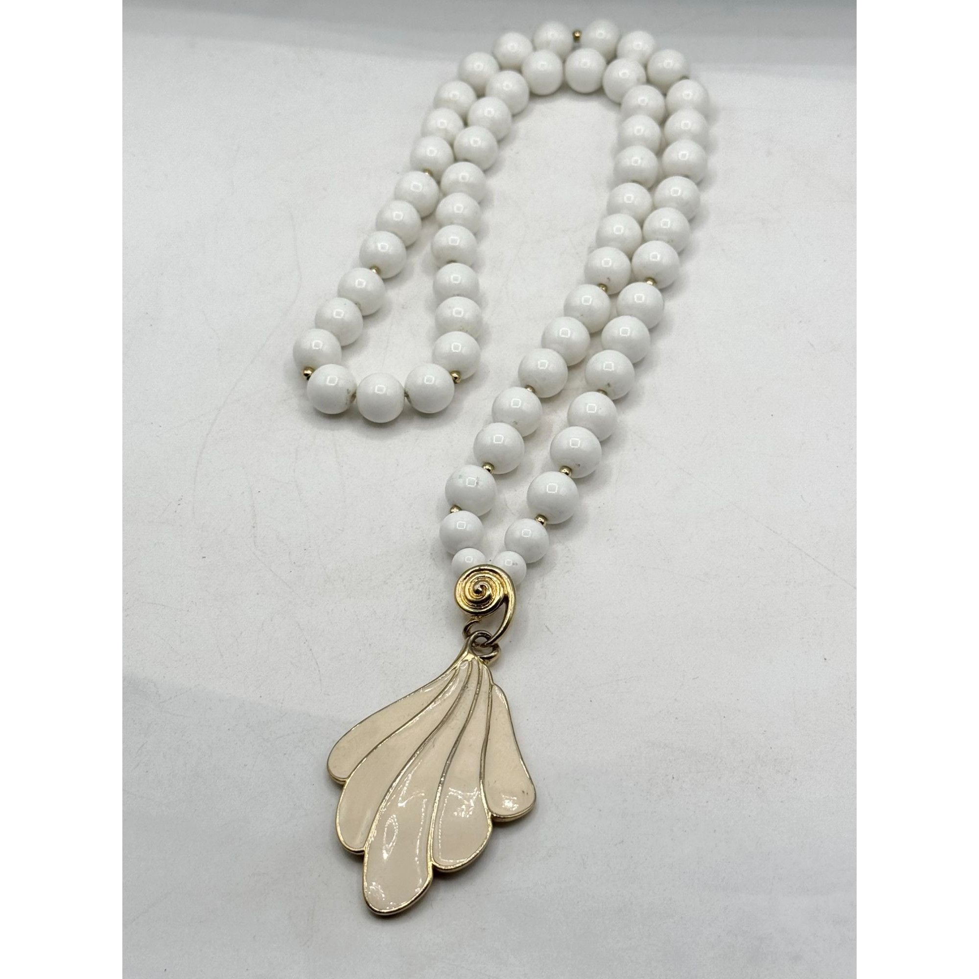 Vintage Vintage Trifari White Beaded Enamel Pendant Necklace Size ONE SIZE - 2 Thumbnail