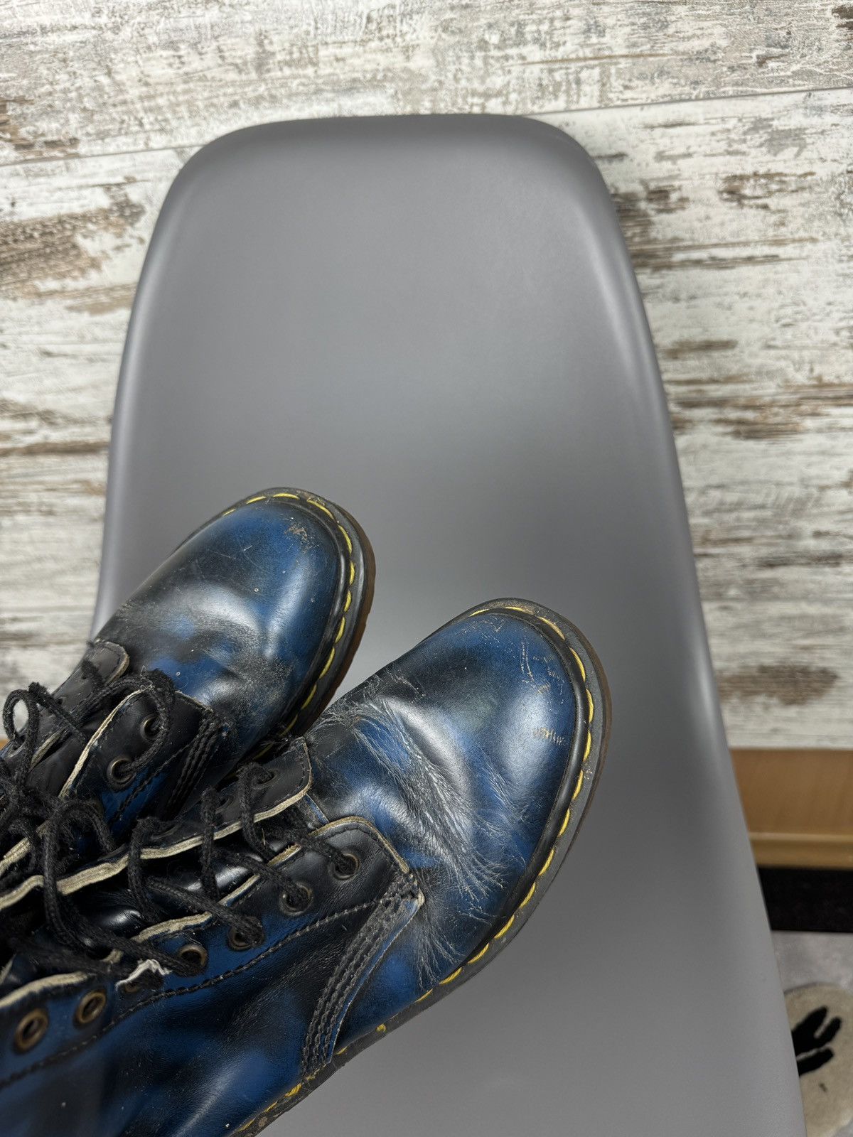 Dr. Martens × Vintage Women’s Vintage Dr.Martens sneakers hi top leather England Size US 7 / IT 37 - 12 Thumbnail
